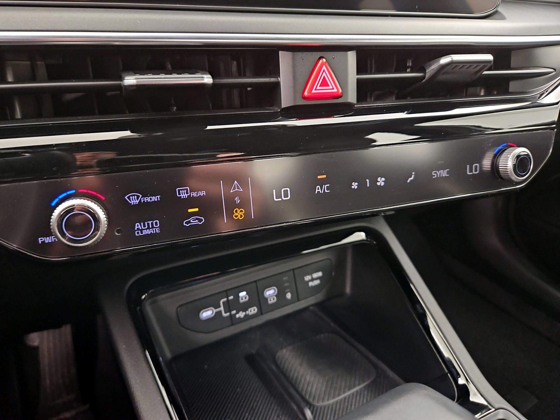 Thumbnail: 2025 Kia K5 - 16