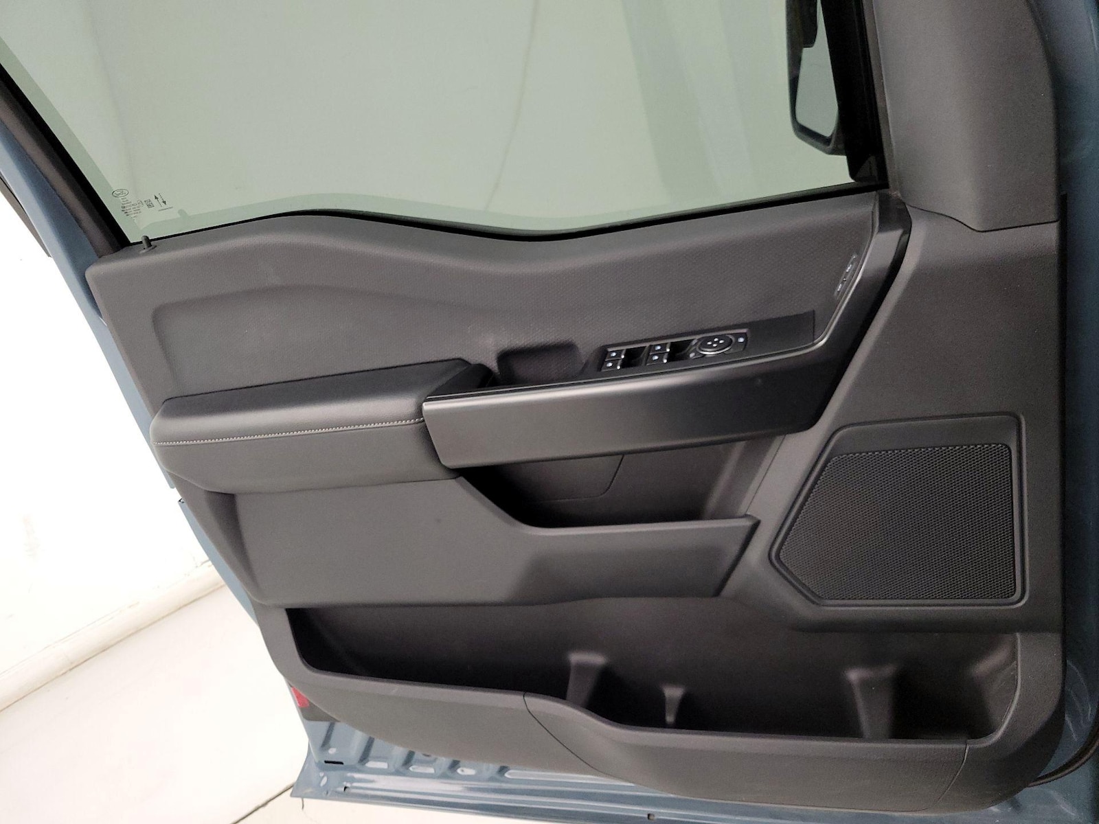 2023 Ford F-150 XL - Photo 13