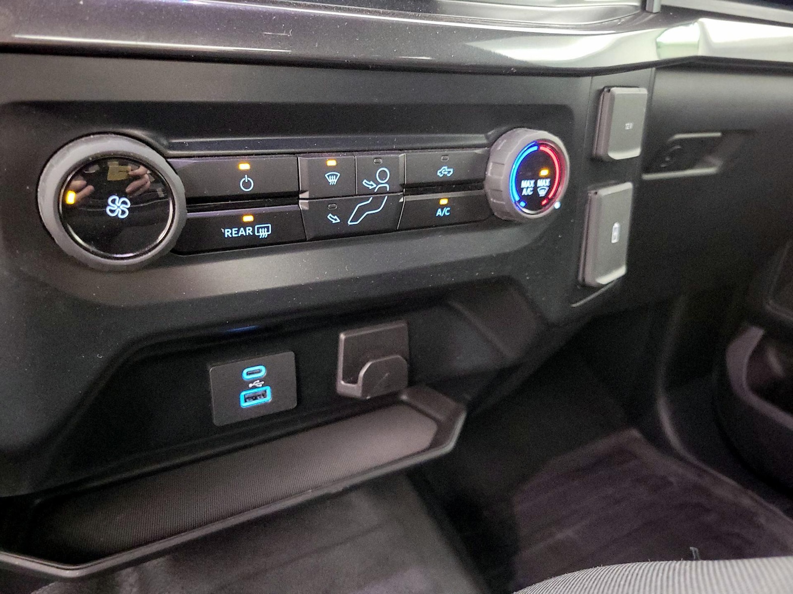 2023 Ford F-150 XL - Photo 18