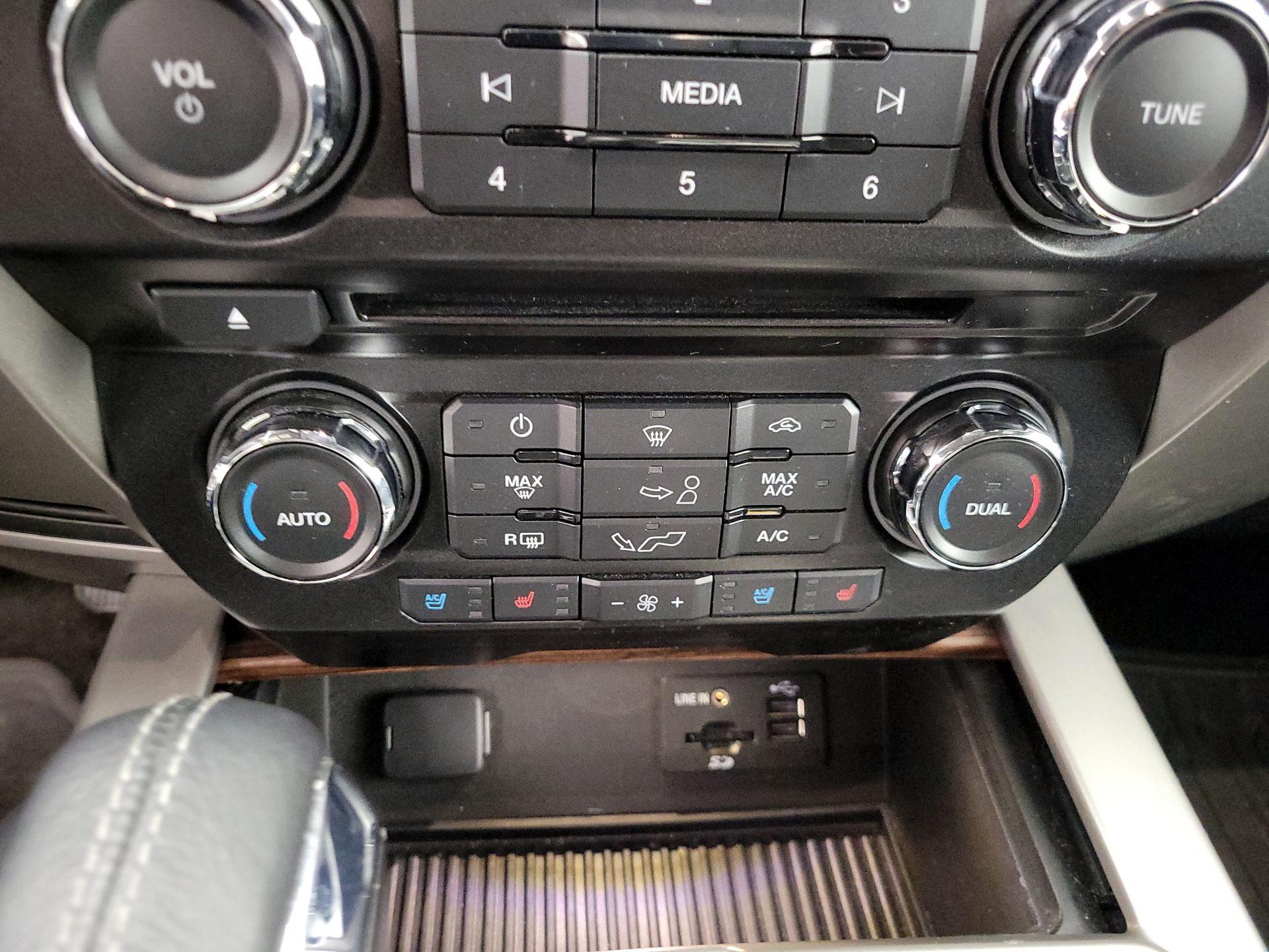 Thumbnail: 2015 Ford F-150 - 16