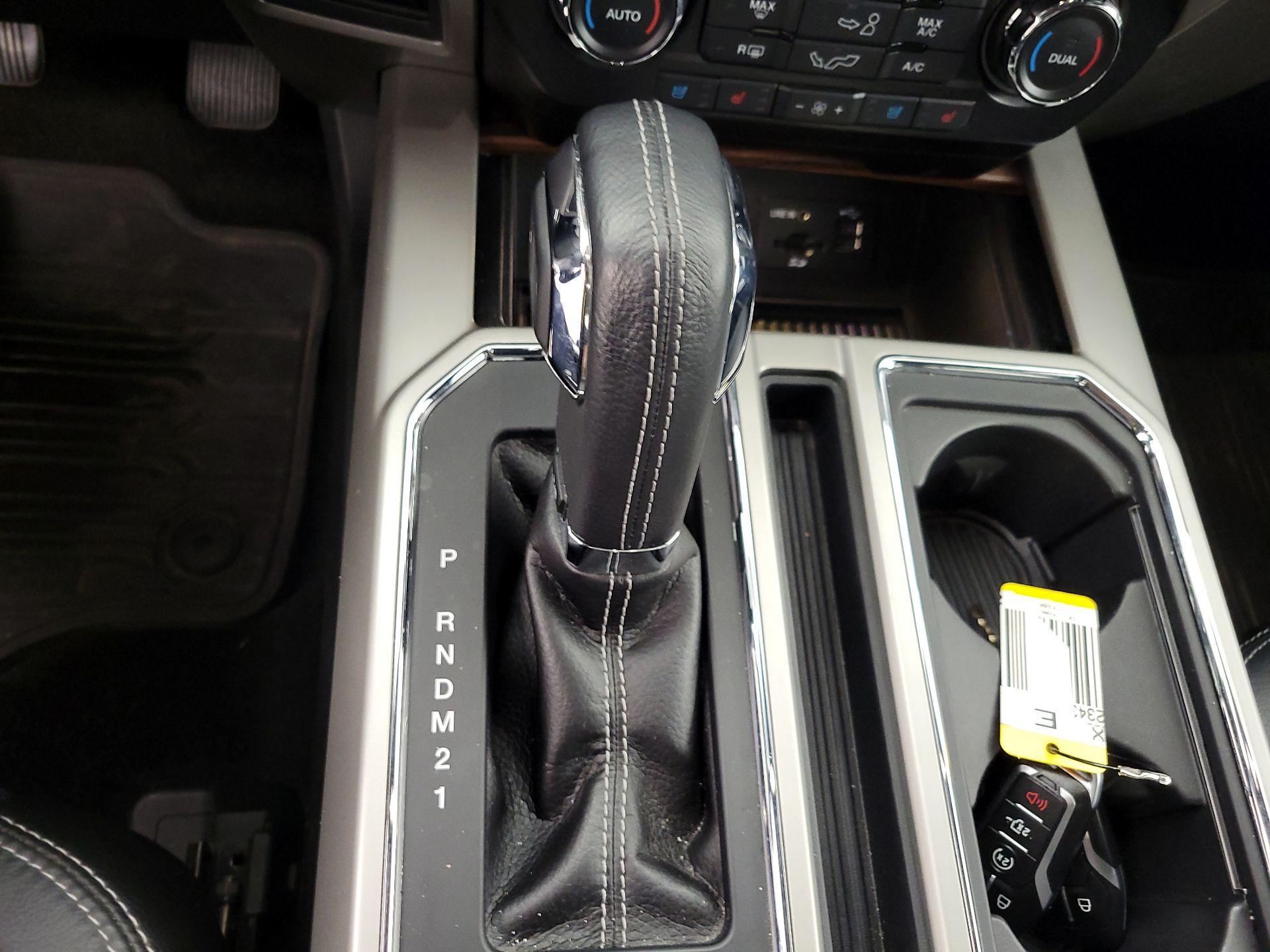 Thumbnail: 2015 Ford F-150 - 17