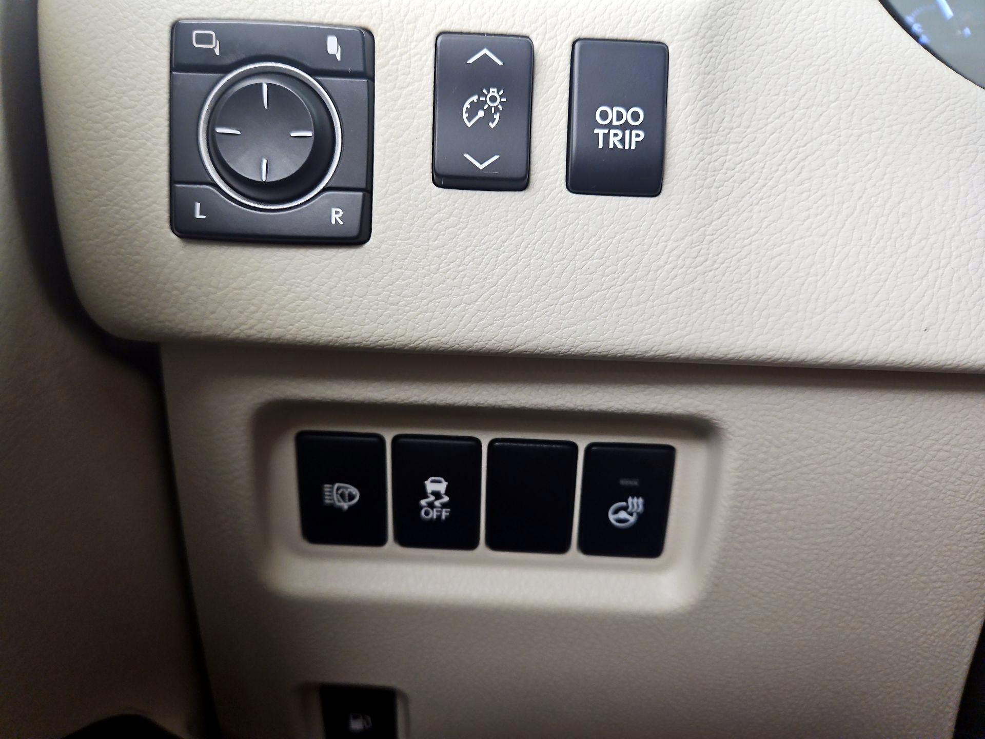 Thumbnail: 2017 Lexus GX - 13