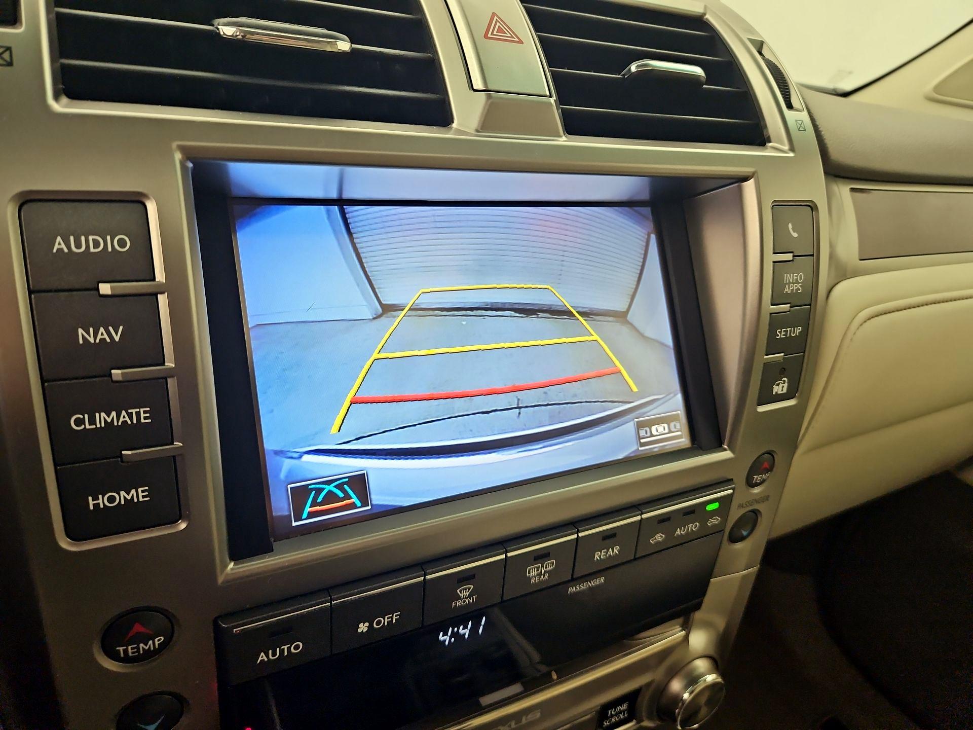 Thumbnail: 2017 Lexus GX - 15