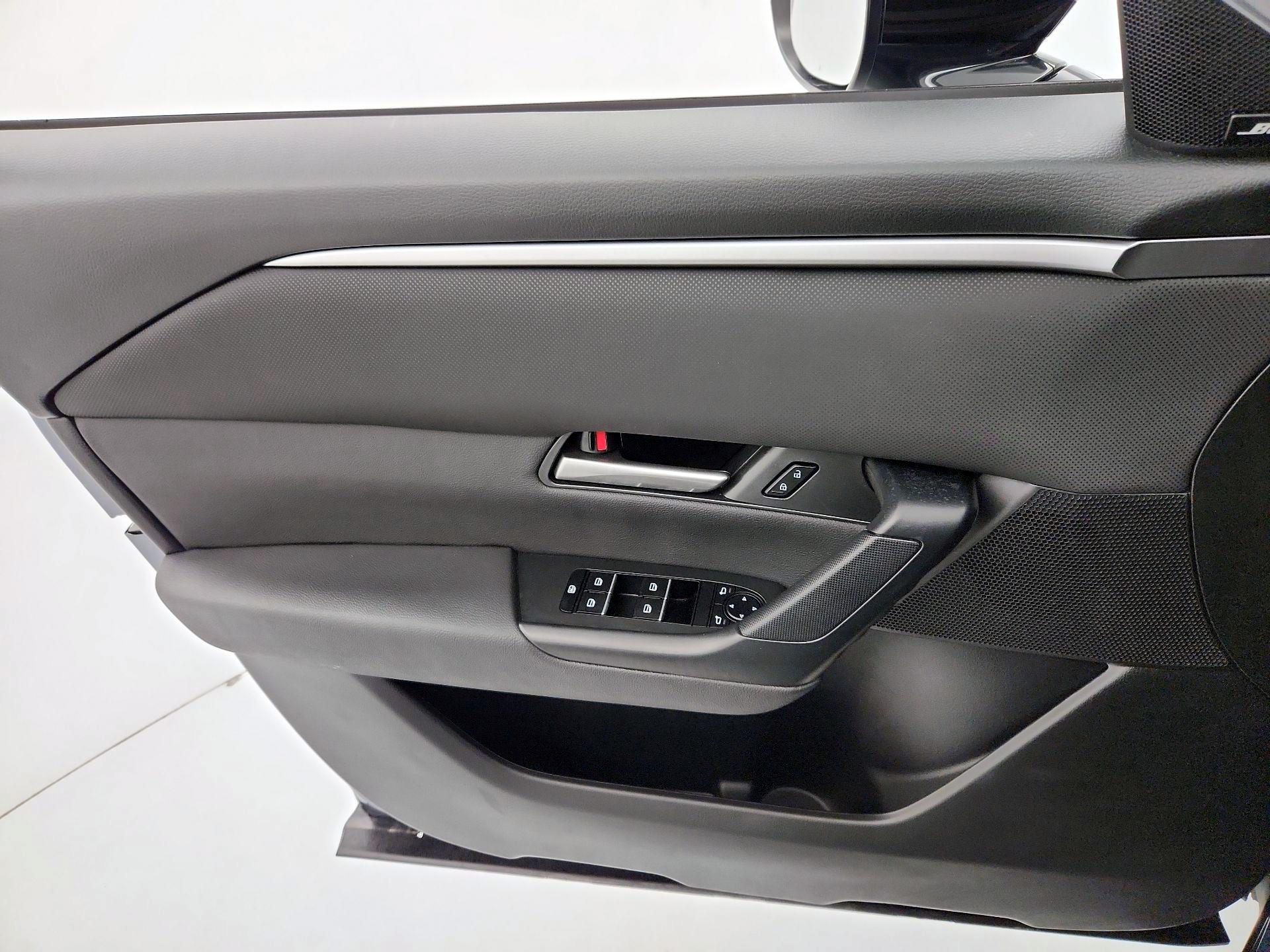 Thumbnail: 2025 Mazda CX-50 - 12