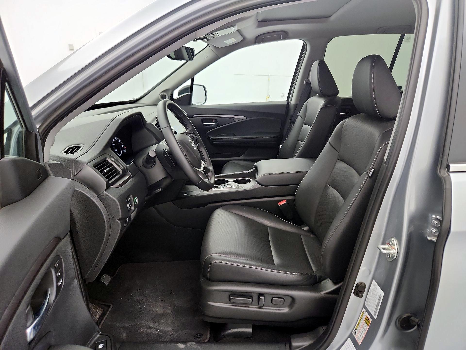 Thumbnail: 2025 Honda Ridgeline - 11