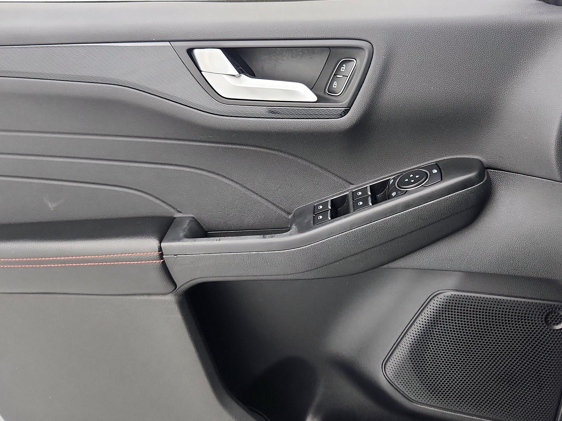 Thumbnail: 2023 Ford Escape - 12