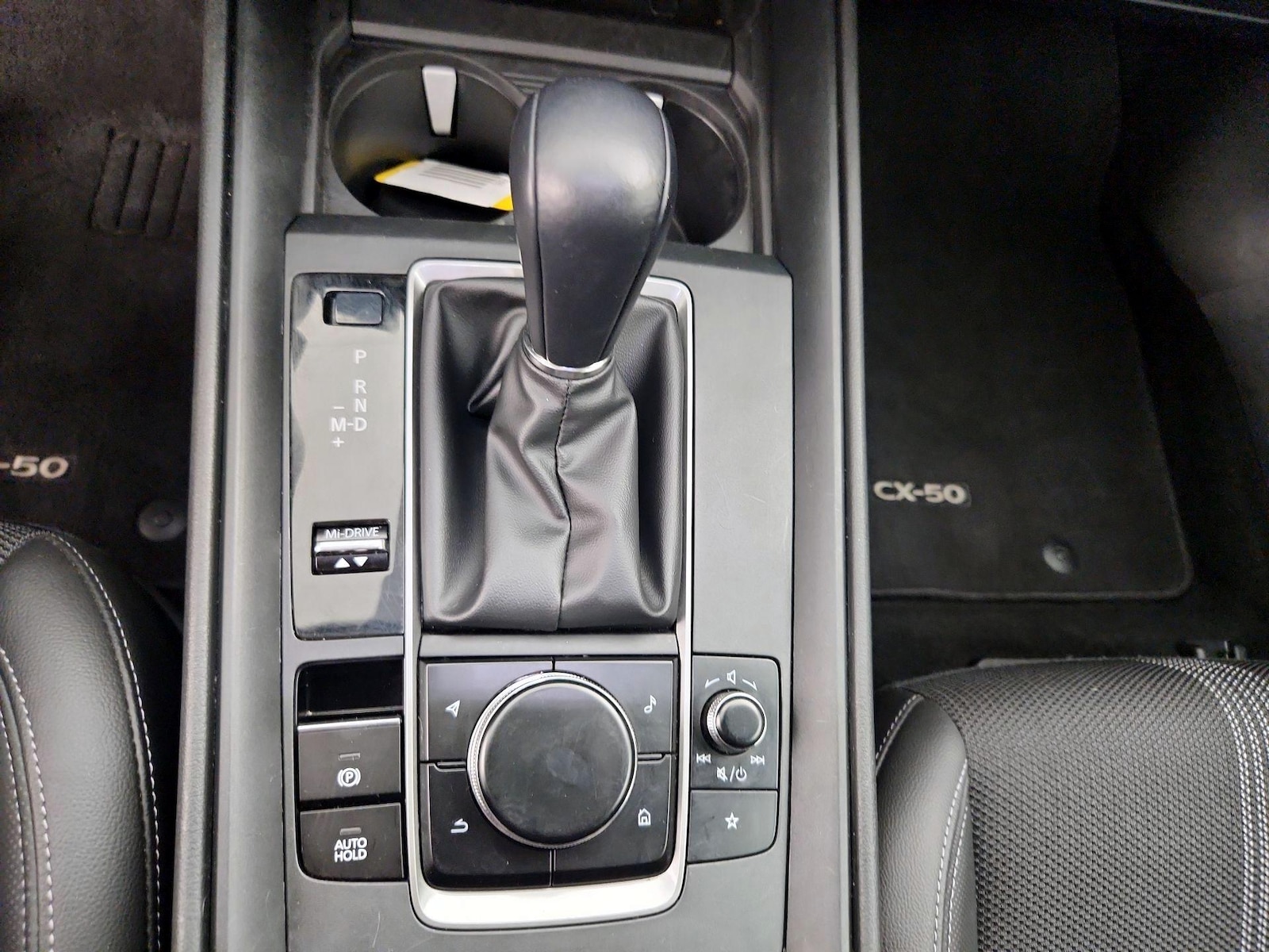 2025 Mazda CX-50 Premium - Photo 18
