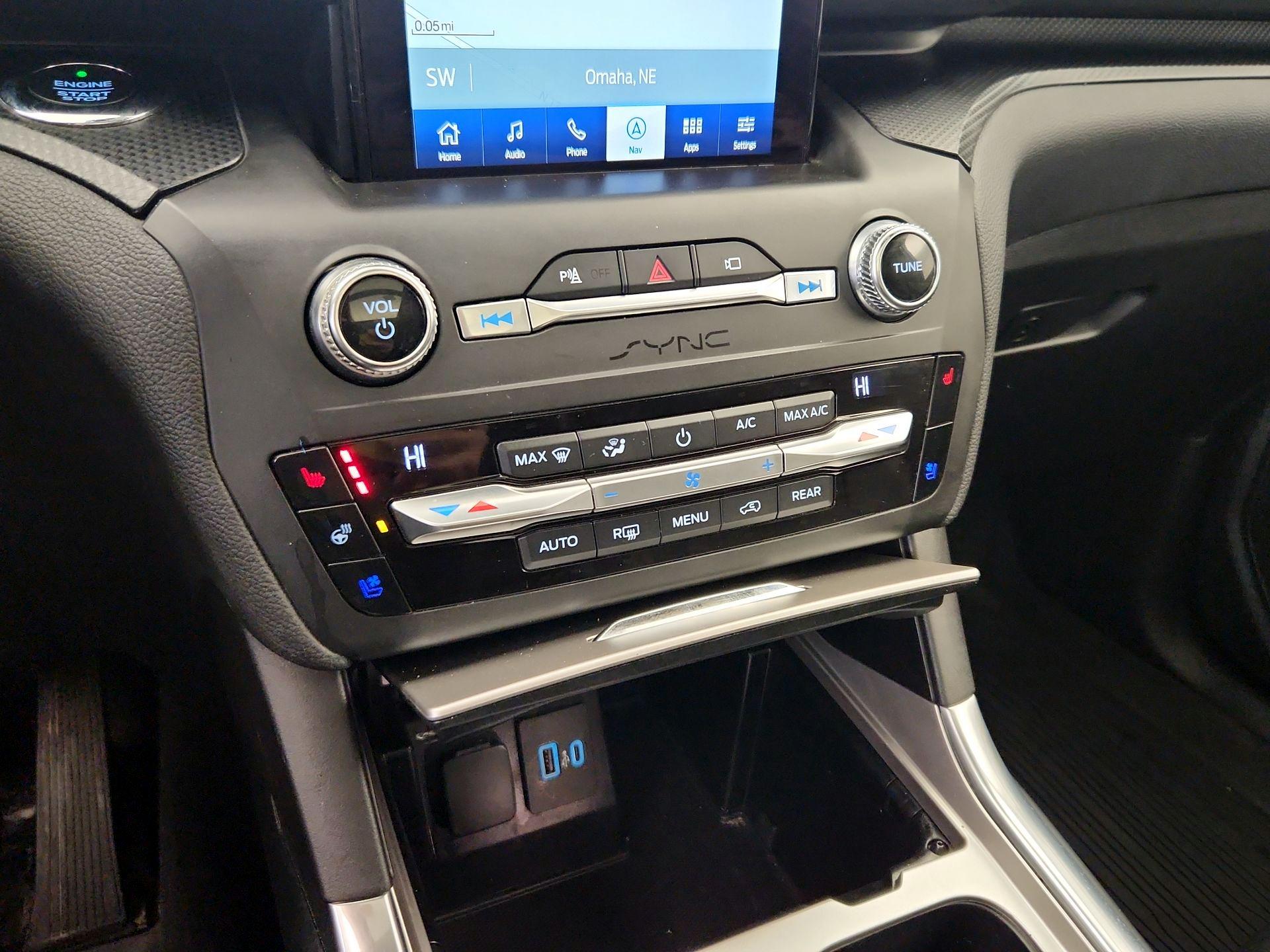 Thumbnail: 2020 Ford Explorer - 17