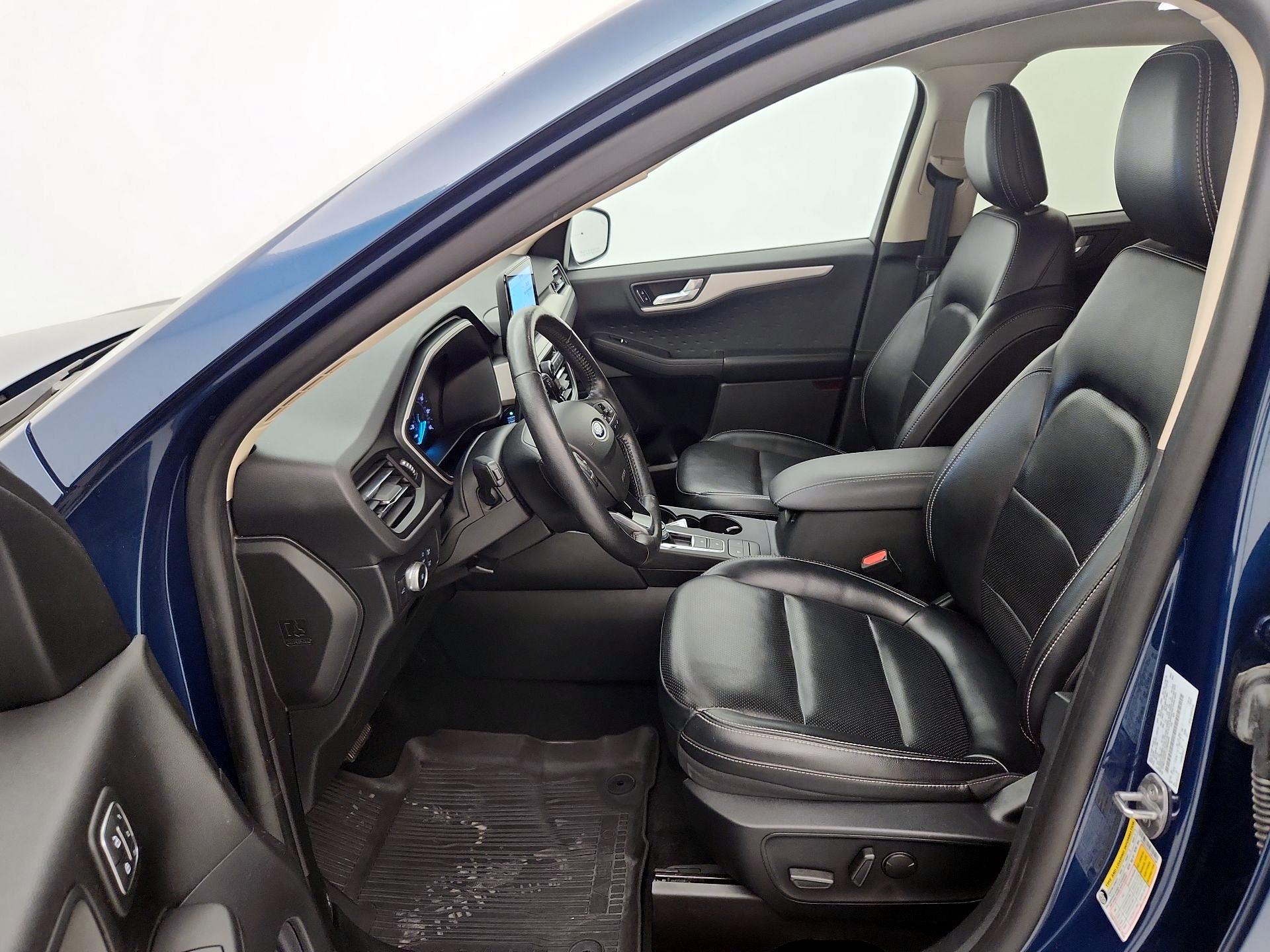 Thumbnail: 2020 Ford Escape - 11