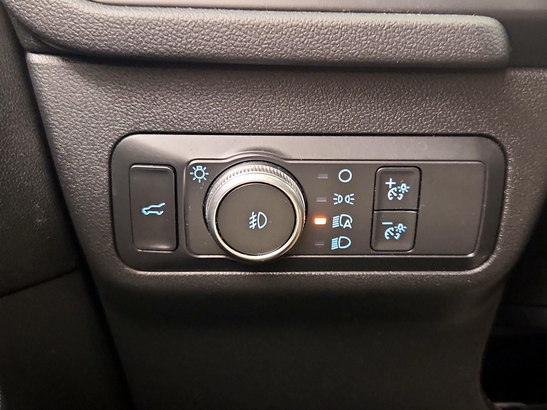 Thumbnail: 2020 Ford Escape - 13