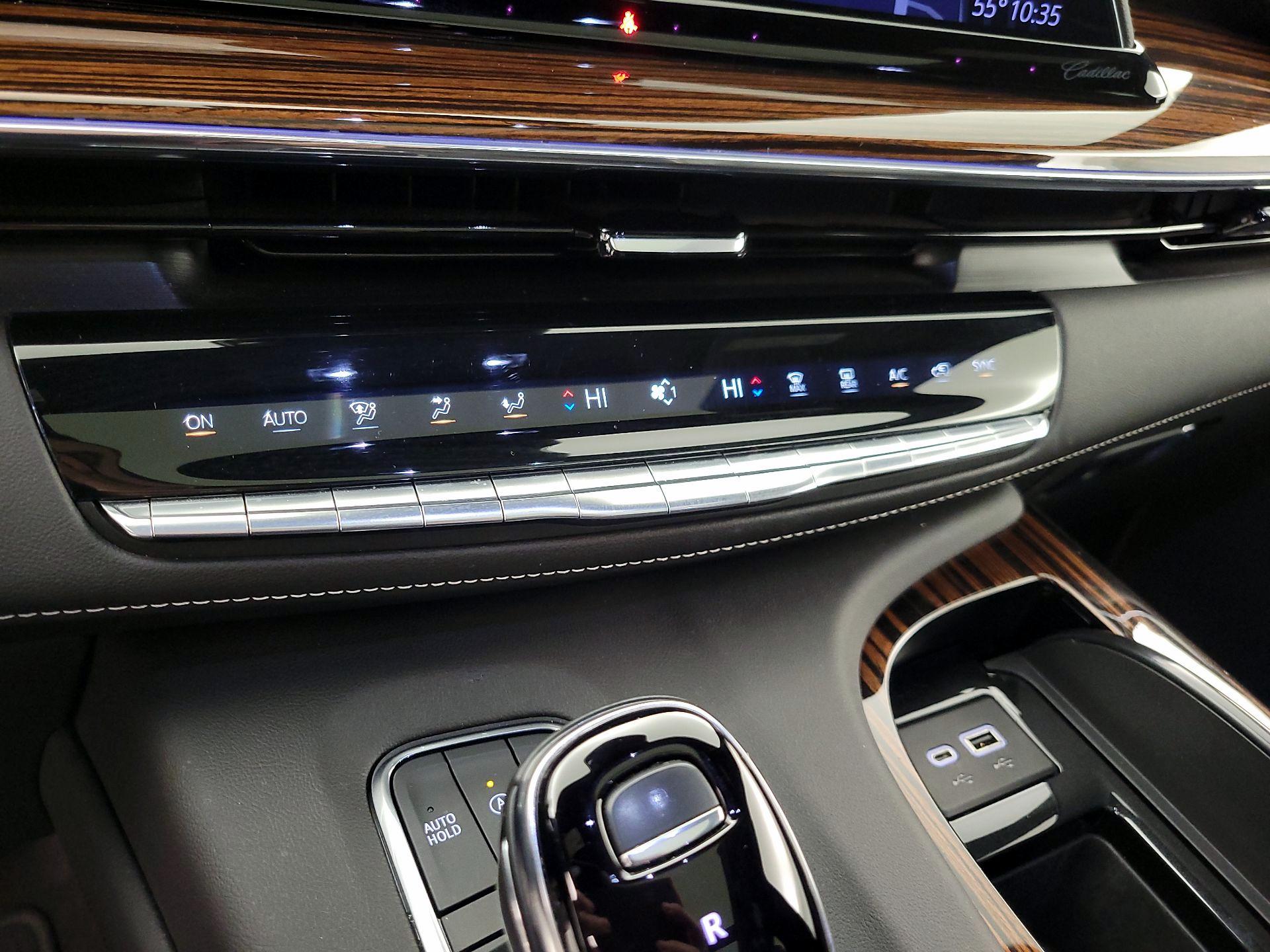 Thumbnail: 2023 Cadillac Escalade - 17