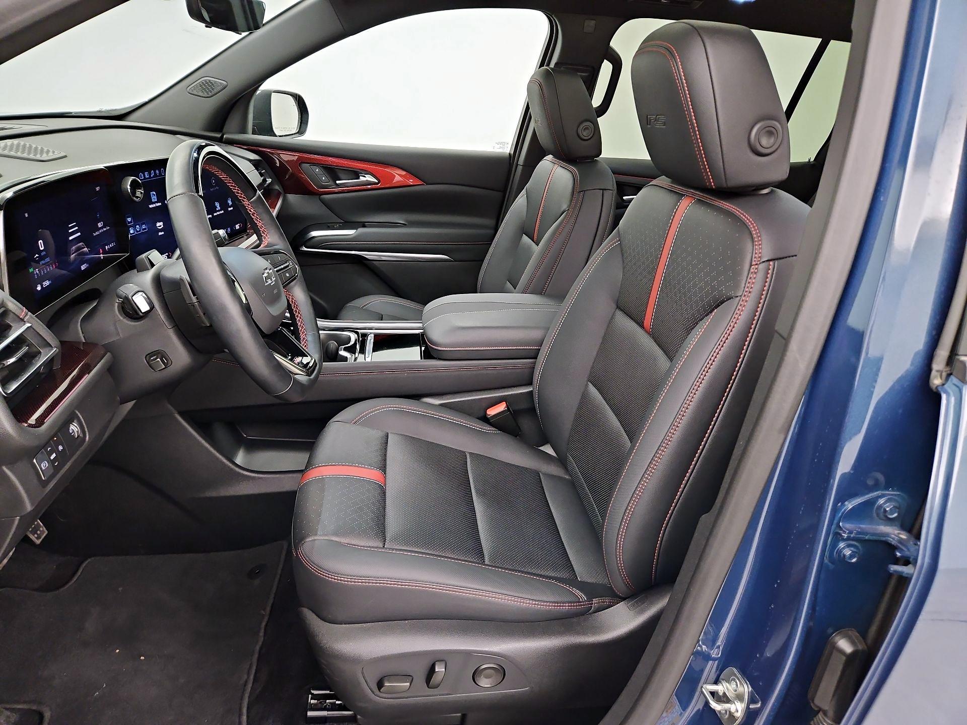 Thumbnail: 2024 Chevrolet Traverse - 11