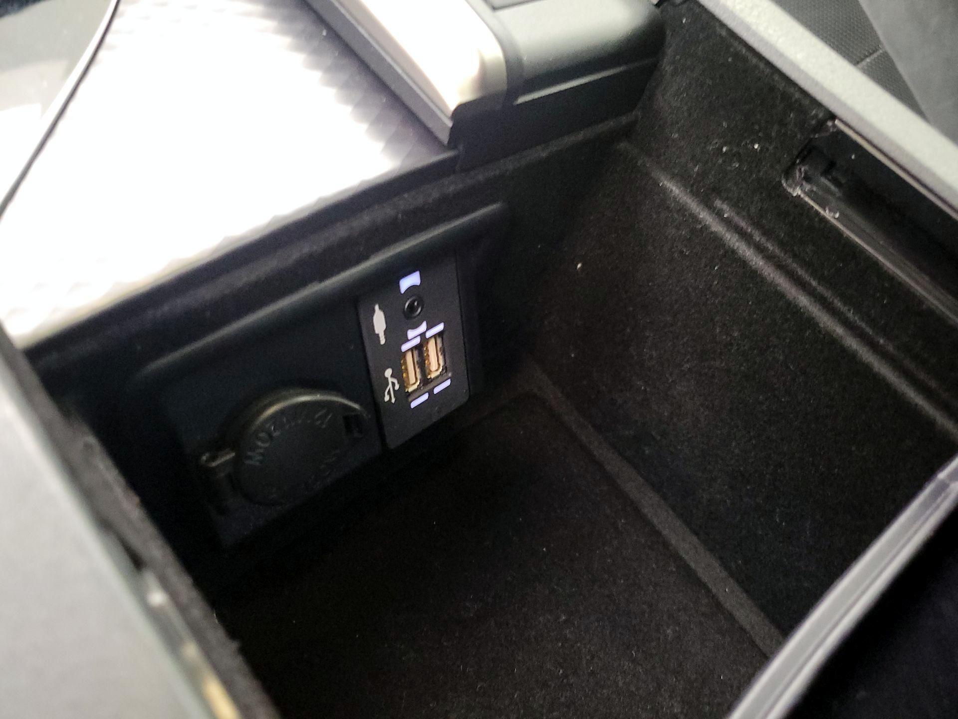 Thumbnail: 2020 Lexus GS - 19