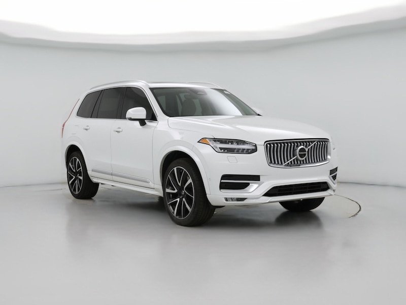 2023 Volvo XC90 B6 Plus