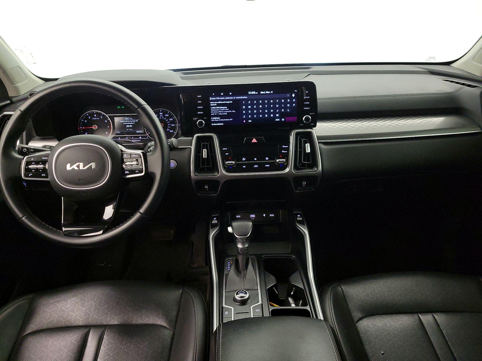 Thumbnail: 2023 Kia Sorento - 9