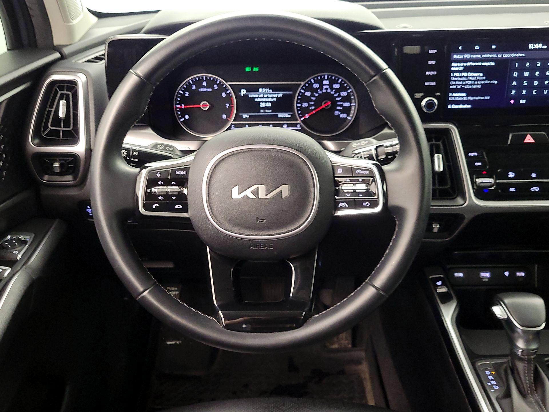 Thumbnail: 2023 Kia Sorento - 10