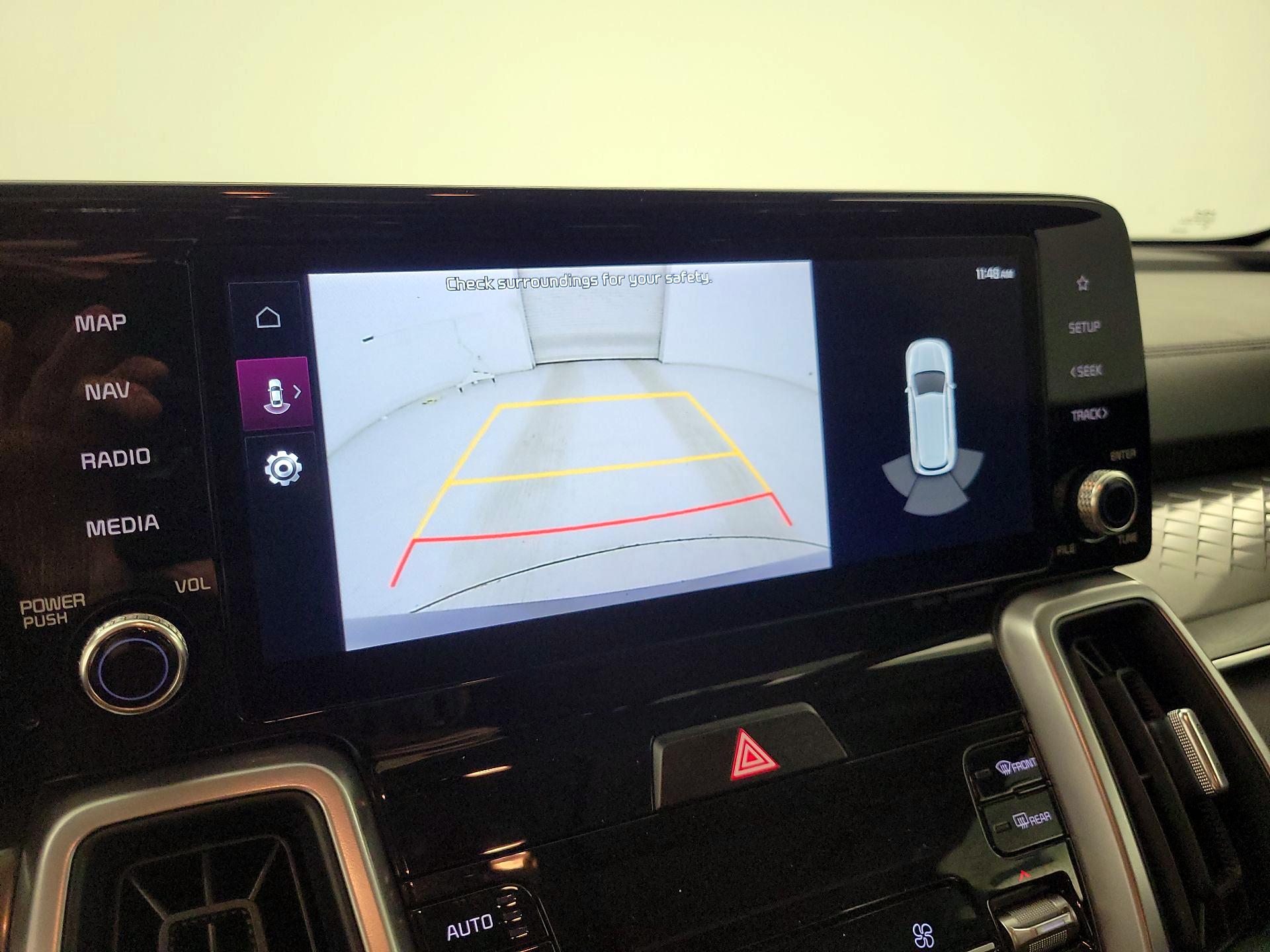 Thumbnail: 2023 Kia Sorento - 15