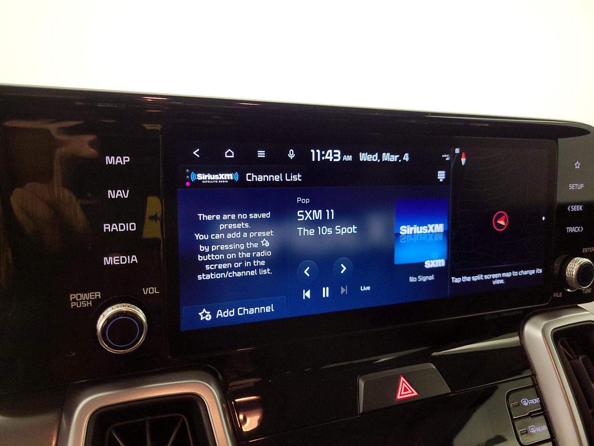 Thumbnail: 2023 Kia Sorento - 16