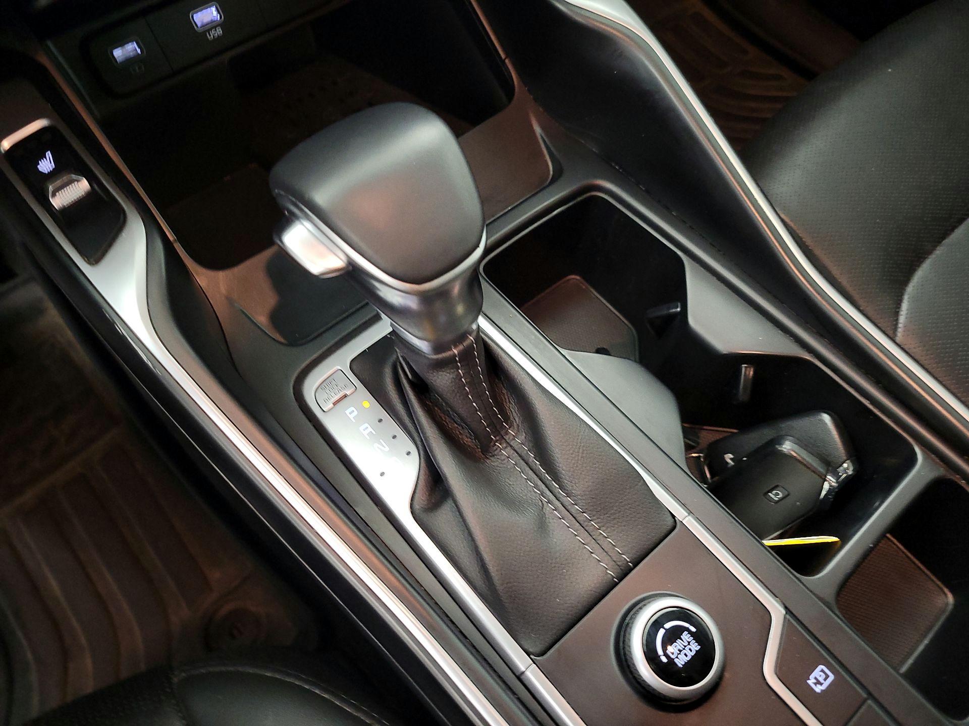 Thumbnail: 2023 Kia Sorento - 18