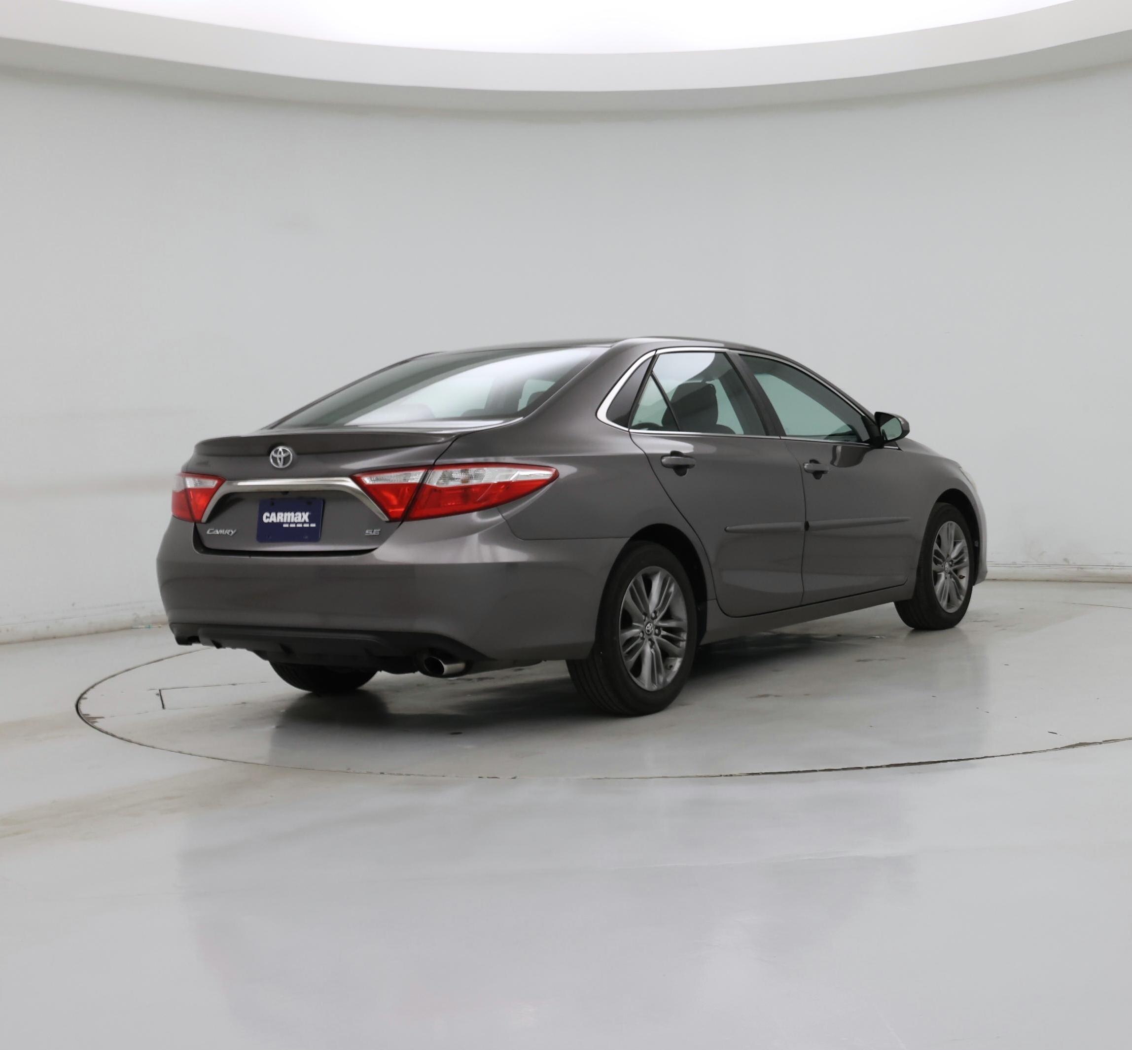 Thumbnail: 2016 Toyota Camry - 8