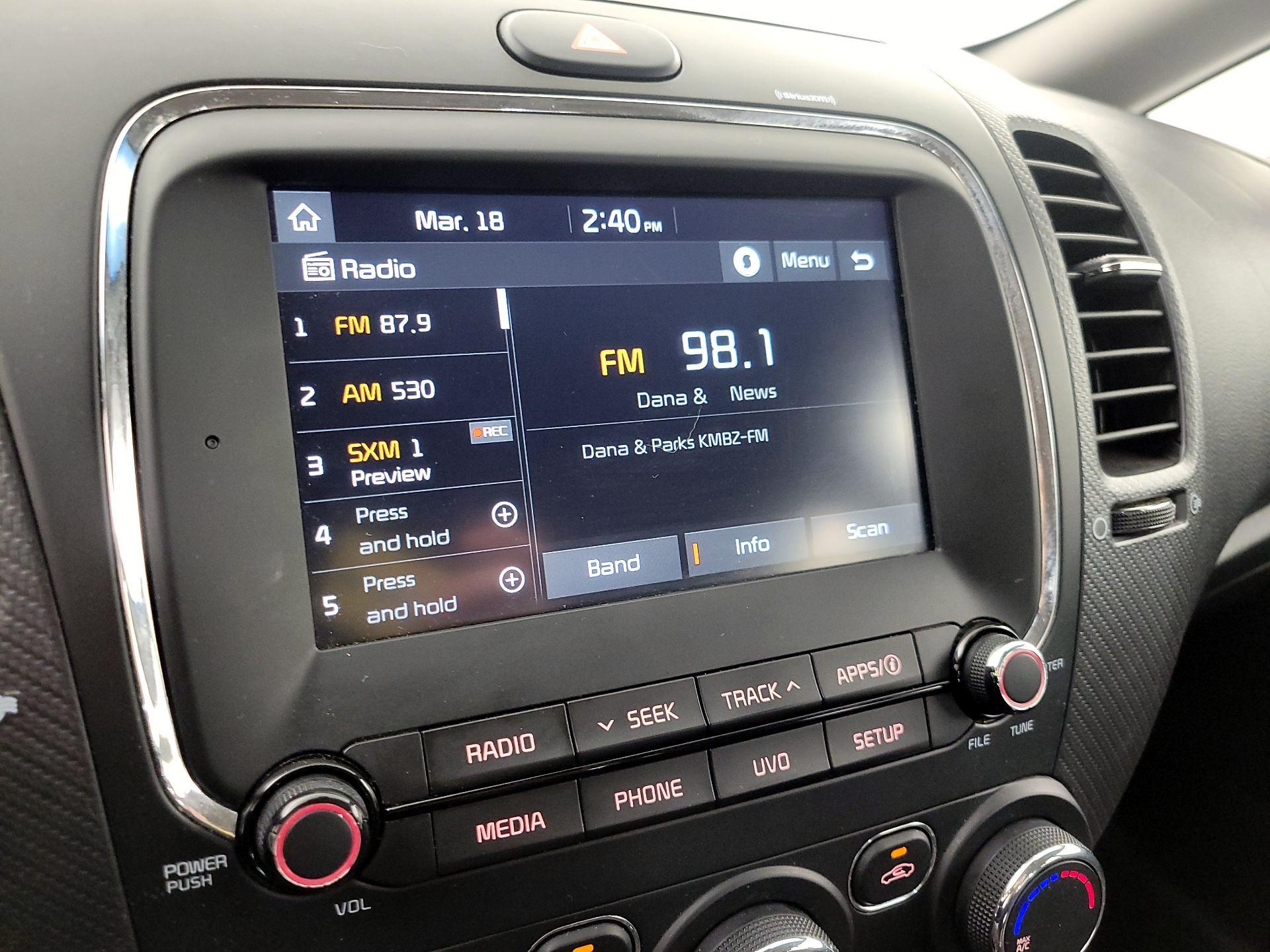 Thumbnail: 2017 Kia Forte - 15