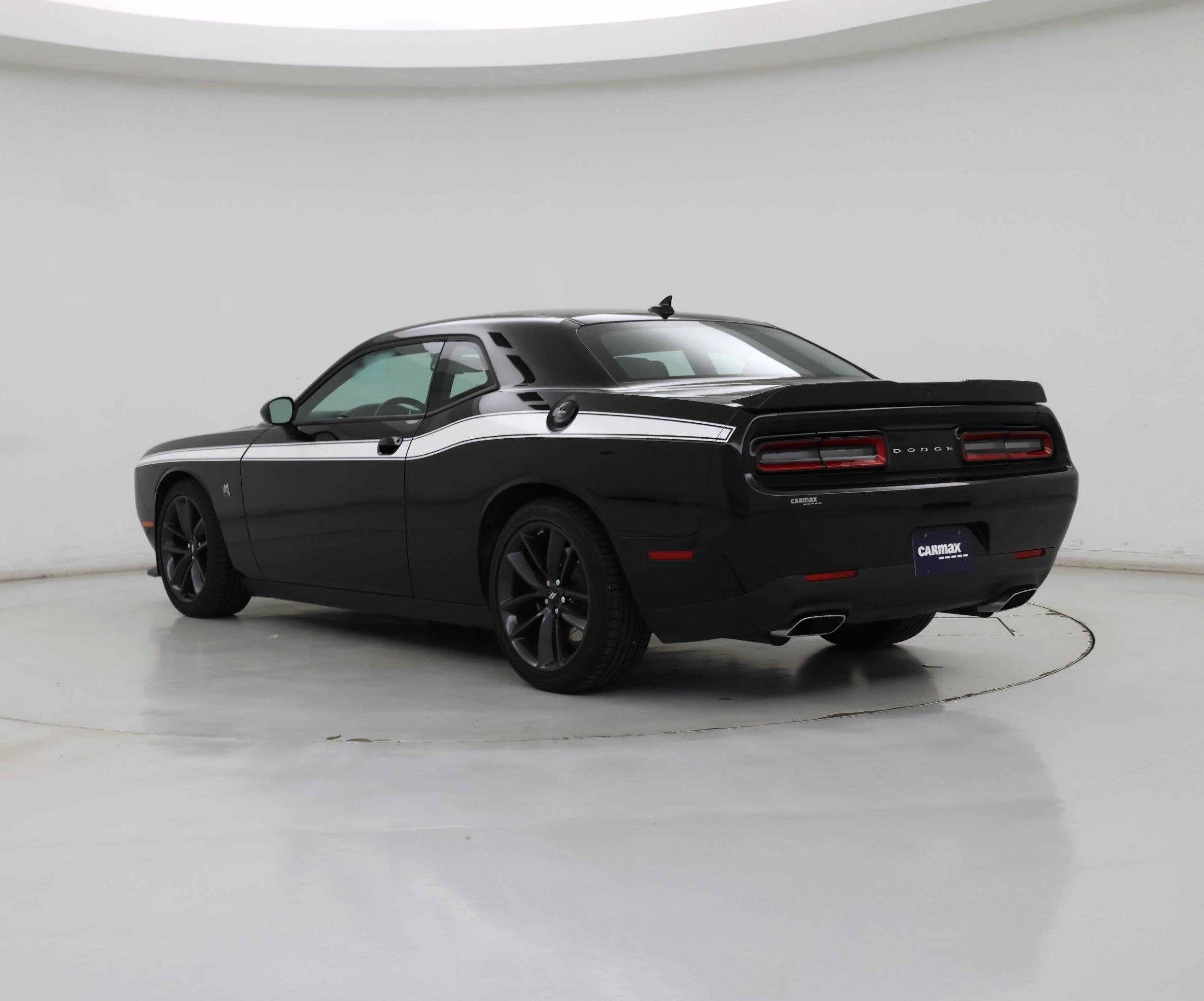 Thumbnail: 2019 Dodge Challenger - 2