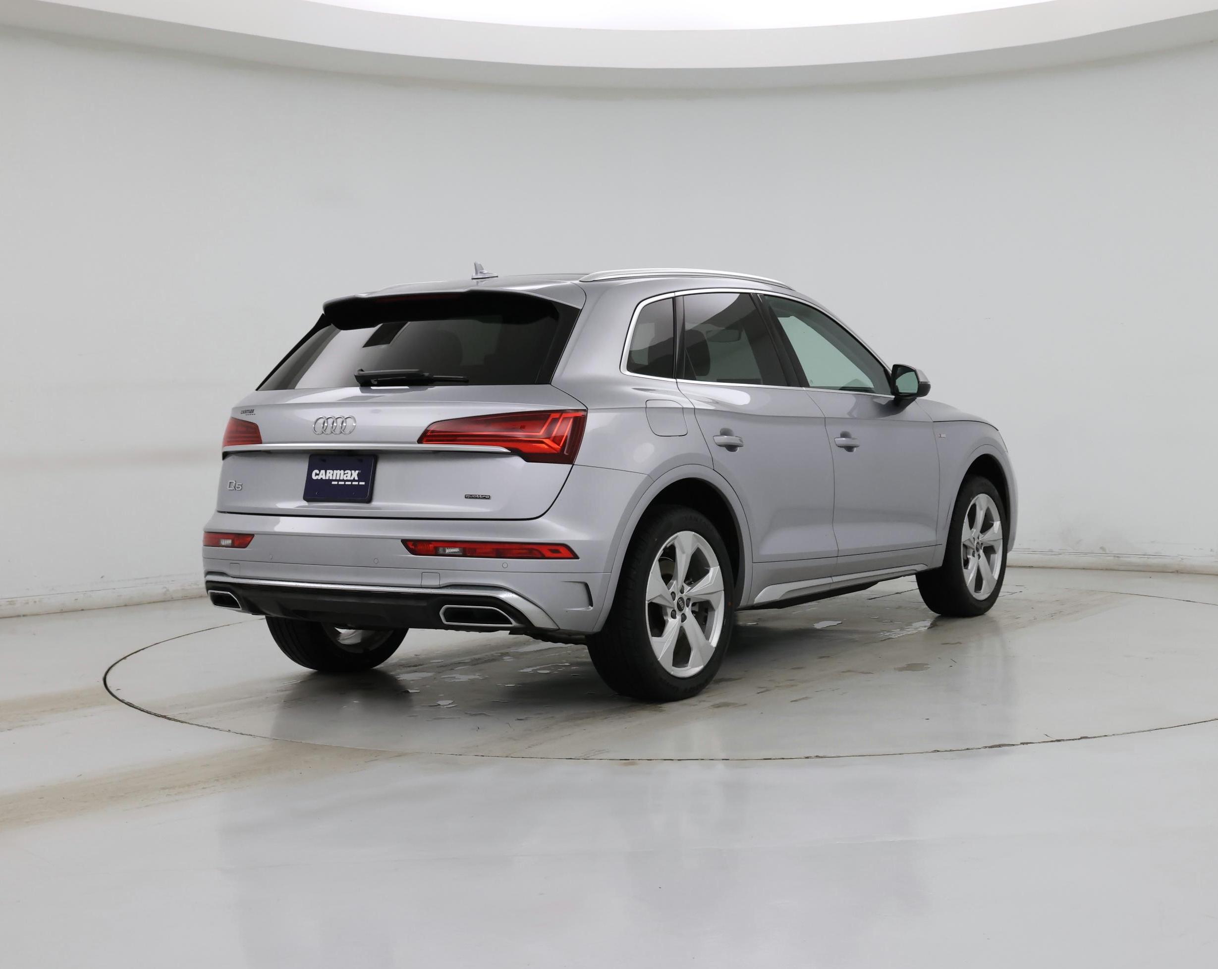 Thumbnail: 2022 Audi Q5 - 8