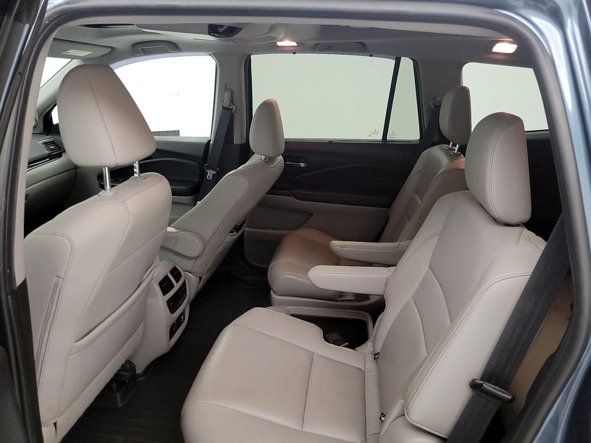 Thumbnail: 2021 Honda Pilot - 20