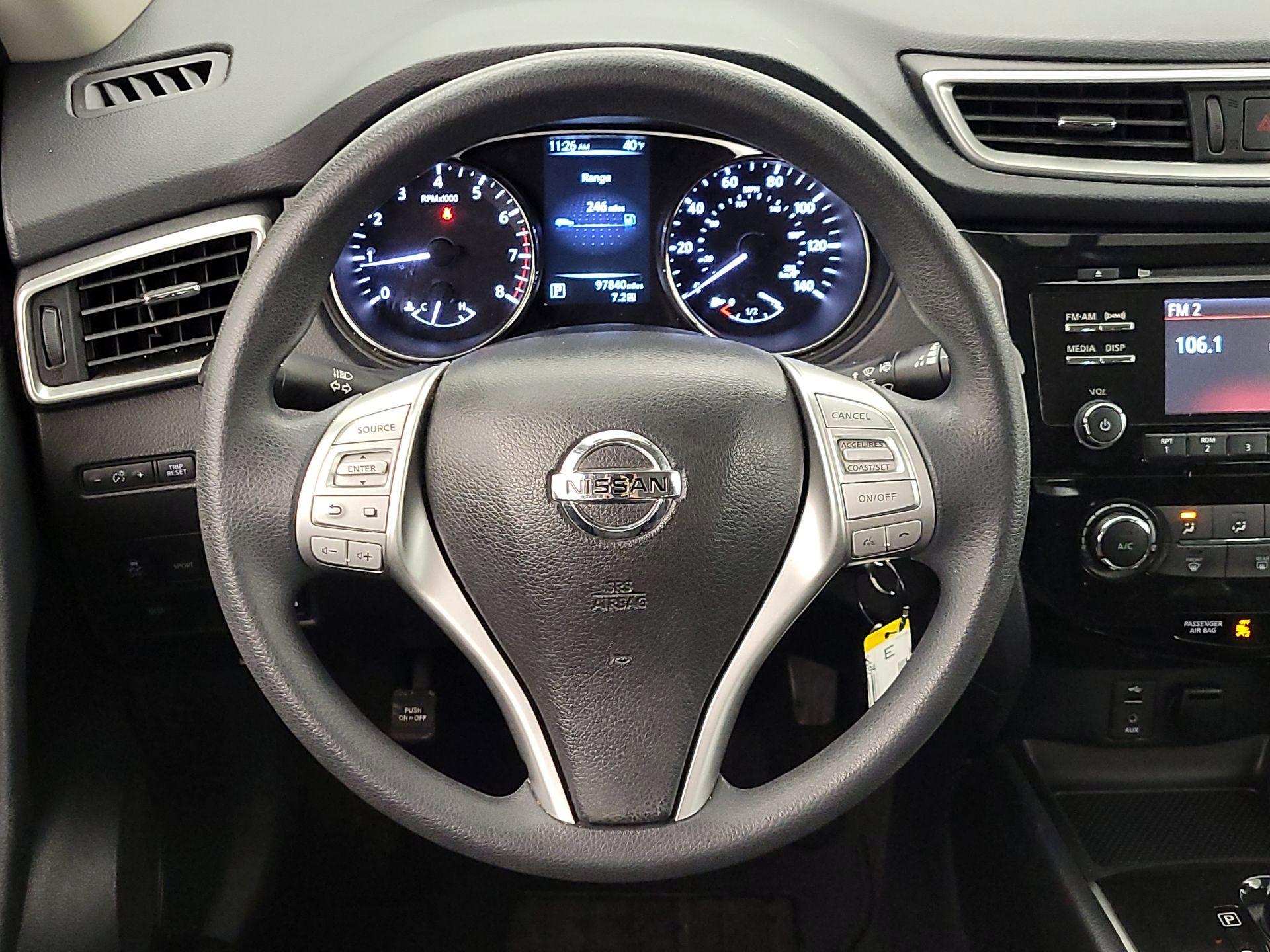 Thumbnail: 2016 Nissan Rogue - 10