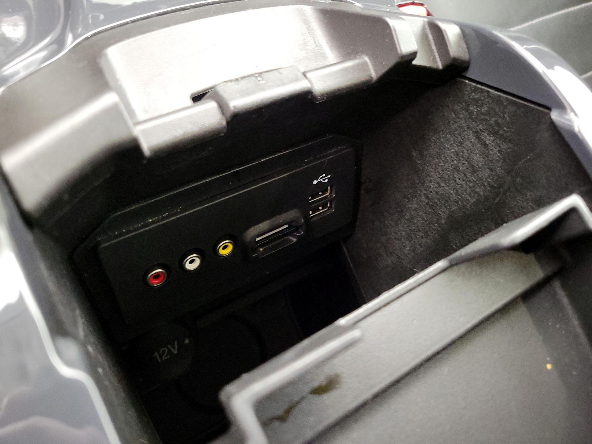 Thumbnail: 2014 Ford Escape - 18