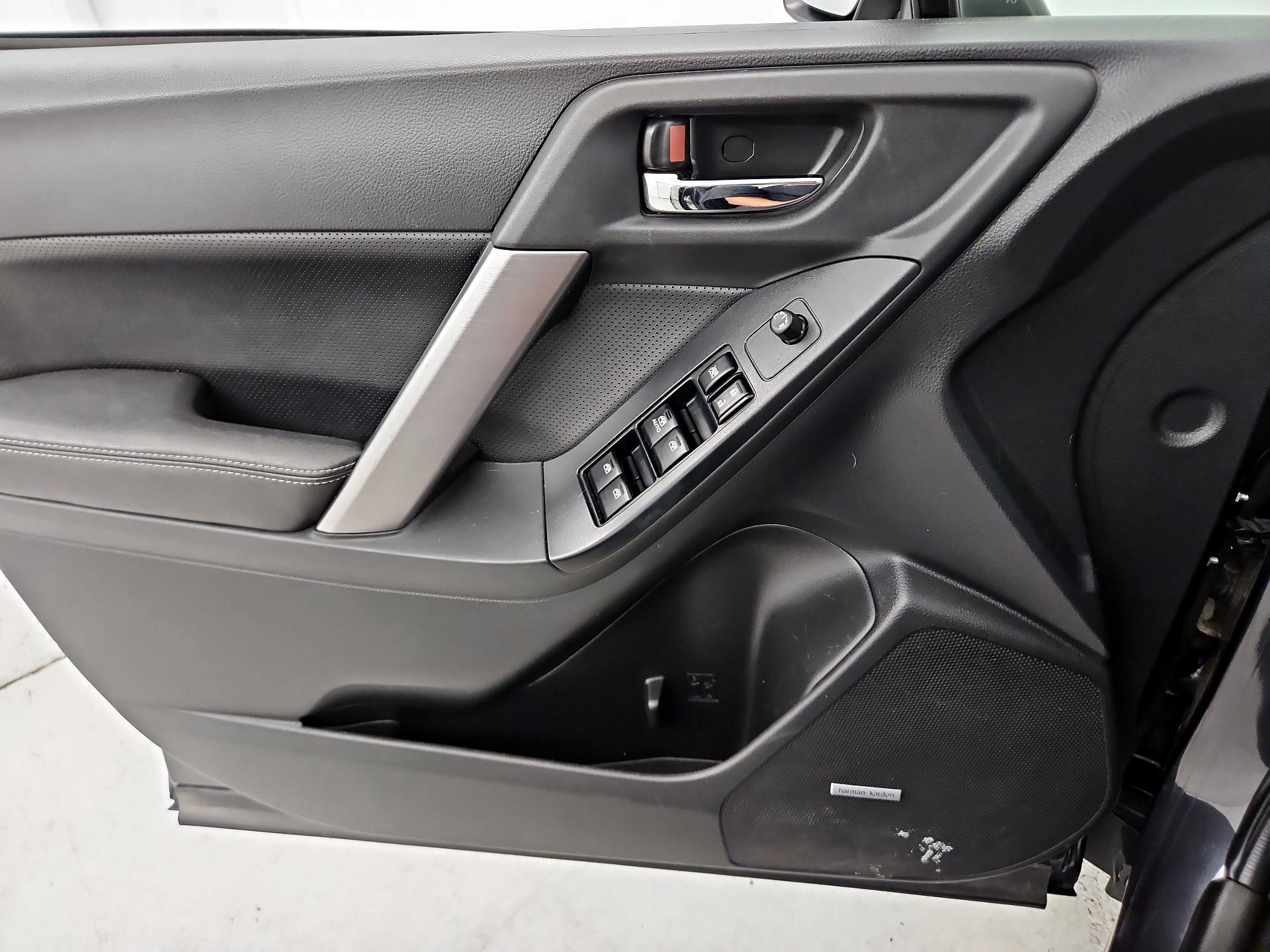 Thumbnail: 2015 Subaru Forester - 12