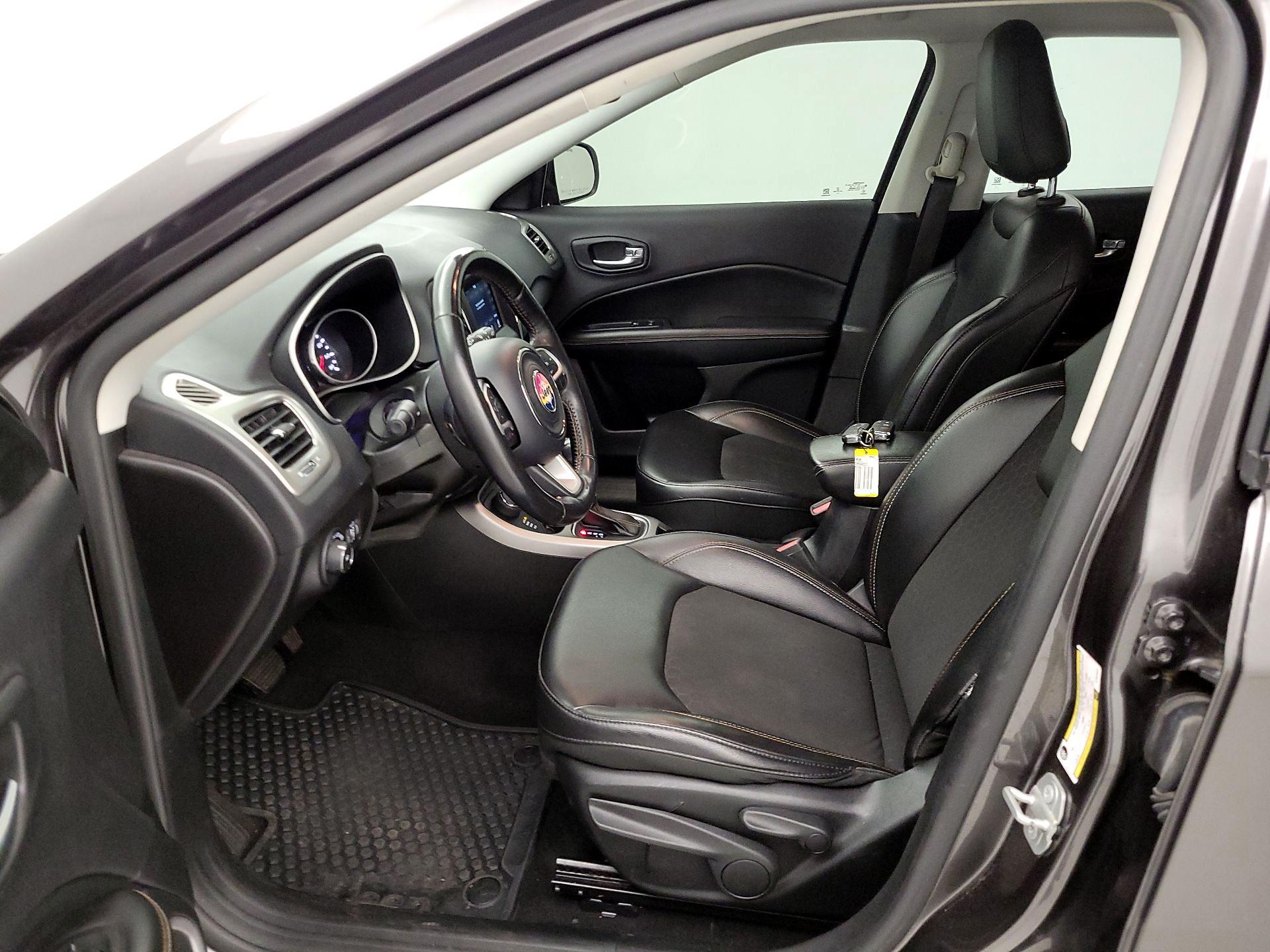 Thumbnail: 2019 Jeep Compass - 11