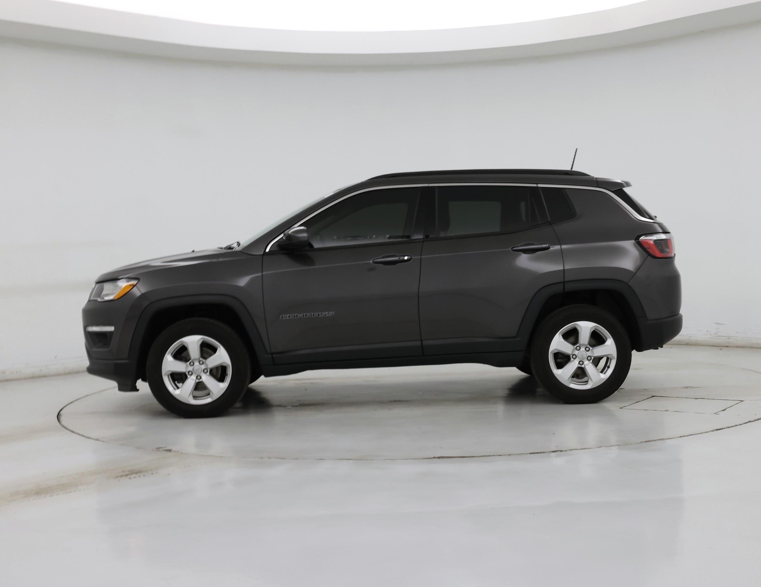 Thumbnail: 2019 Jeep Compass - 3