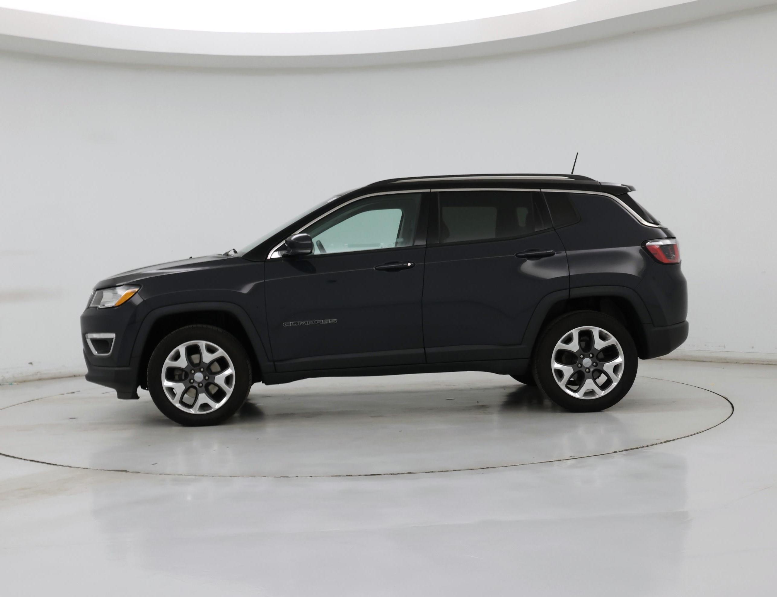 Thumbnail: 2018 Jeep Compass - 3