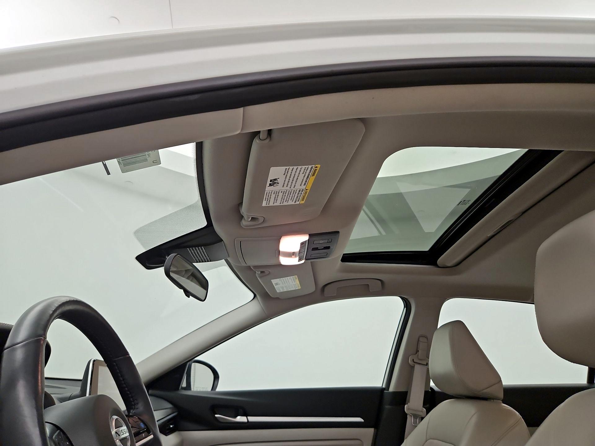 Thumbnail: 2022 Nissan Altima - 19