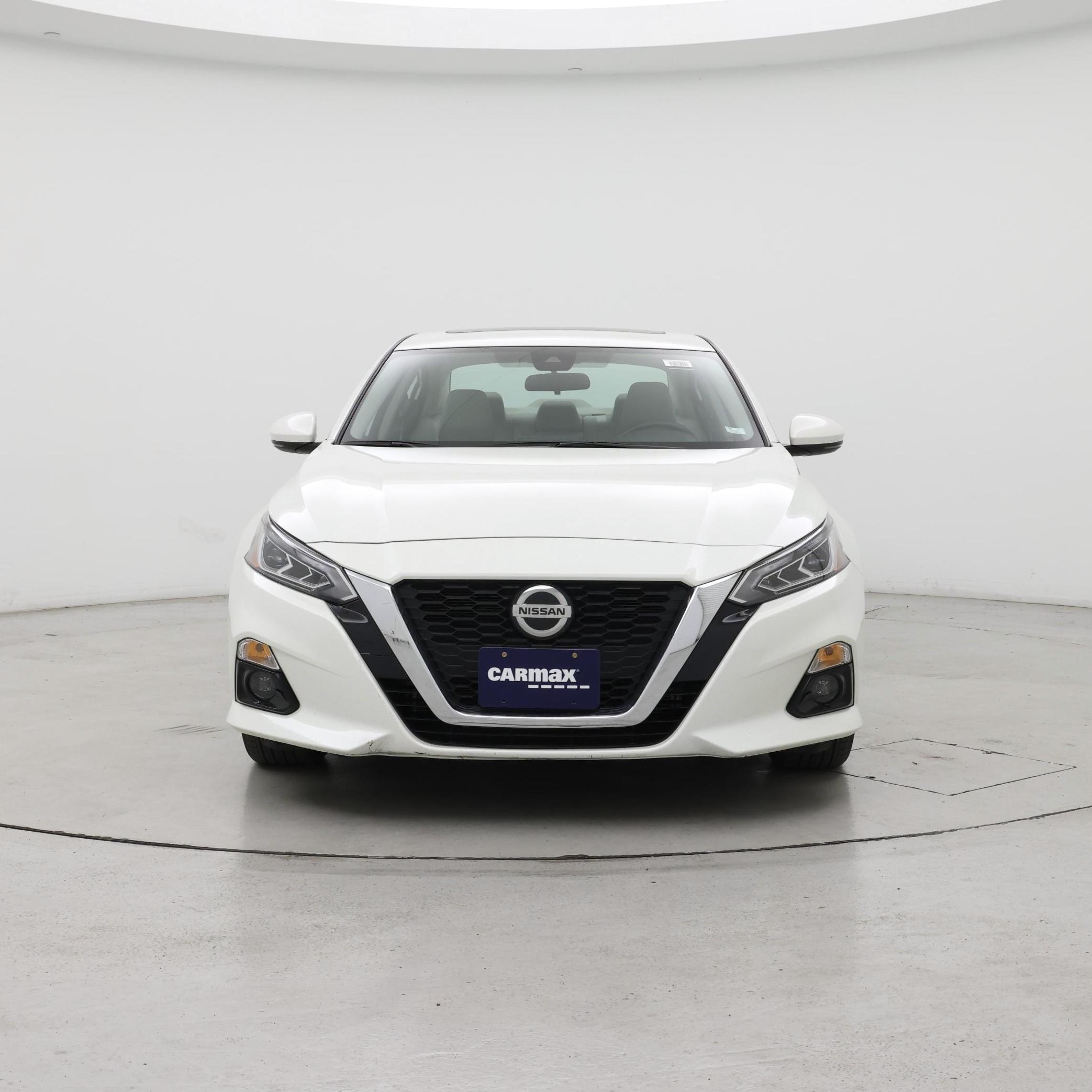 Thumbnail: 2022 Nissan Altima - 5