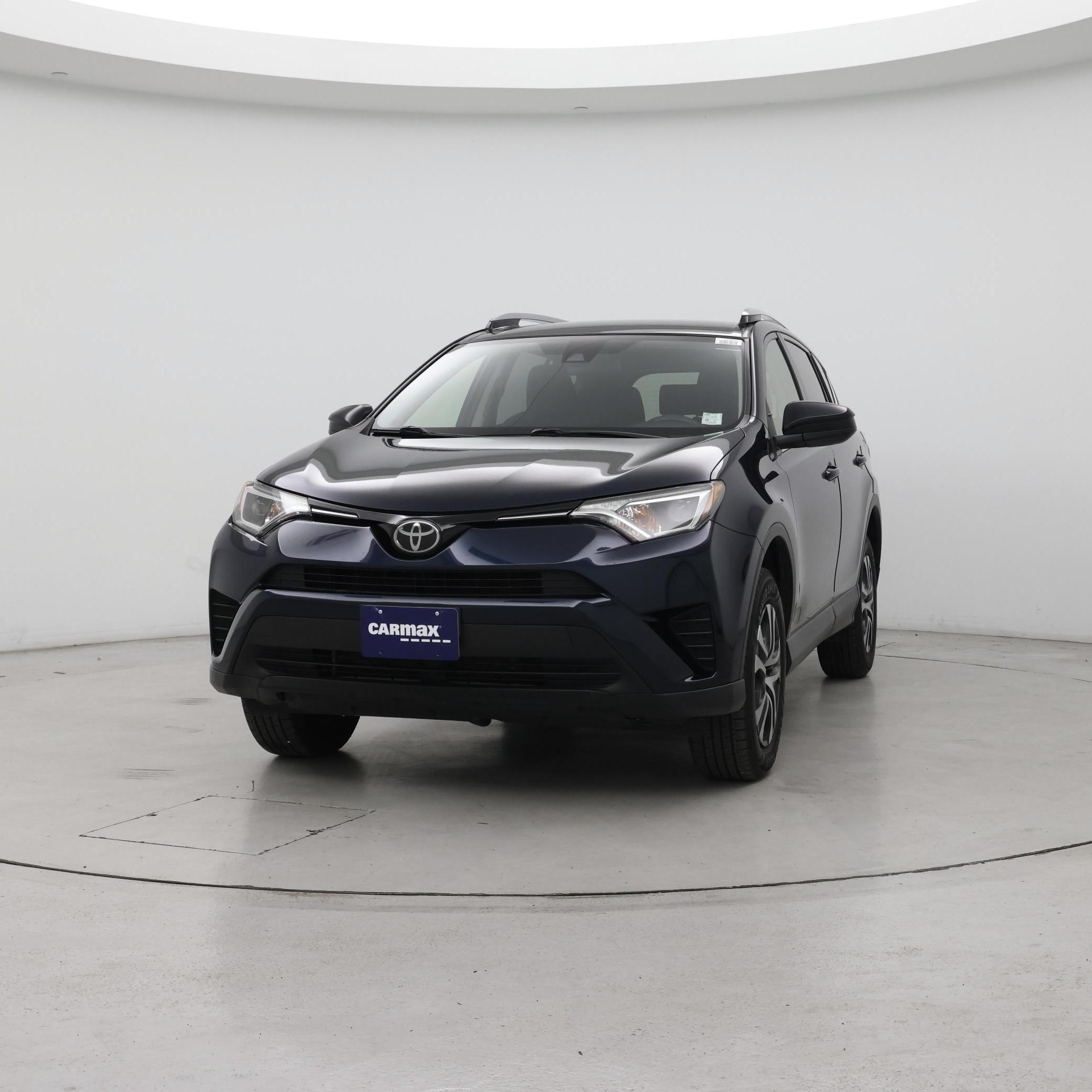Thumbnail: 2018 Toyota RAV4 - 4