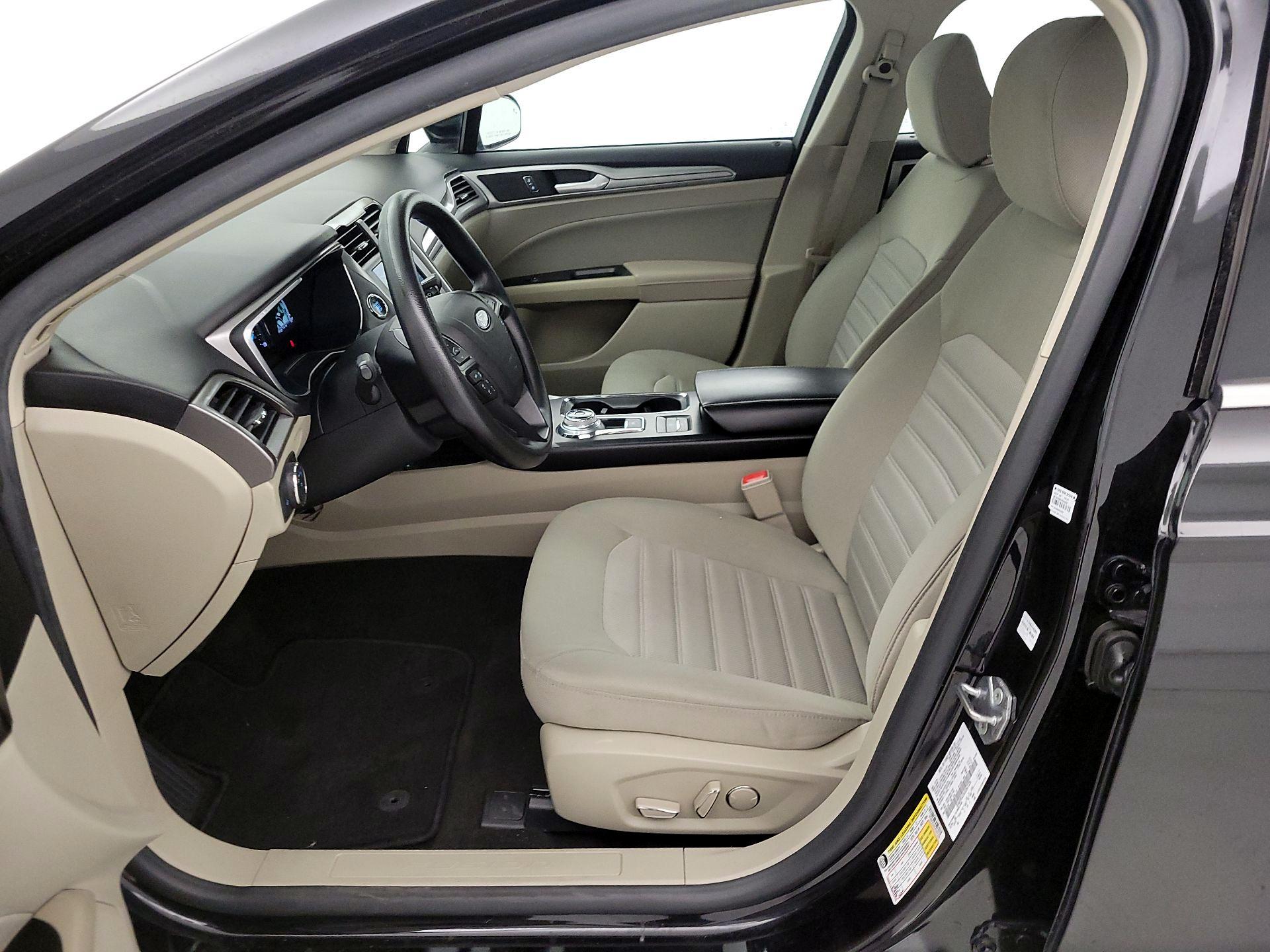 Thumbnail: 2020 Ford Fusion - 11