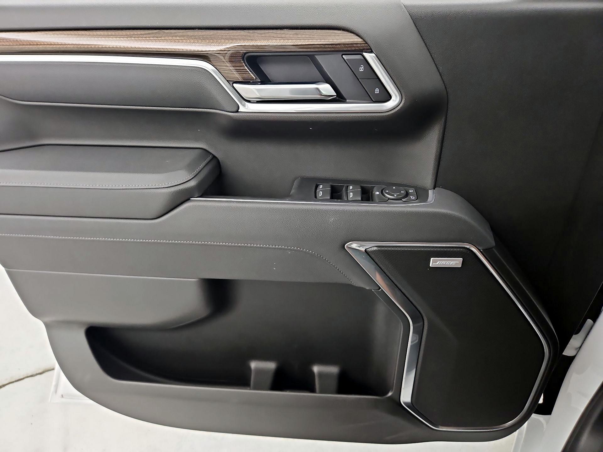 Thumbnail: 2025 Chevrolet Silverado 1500 - 12