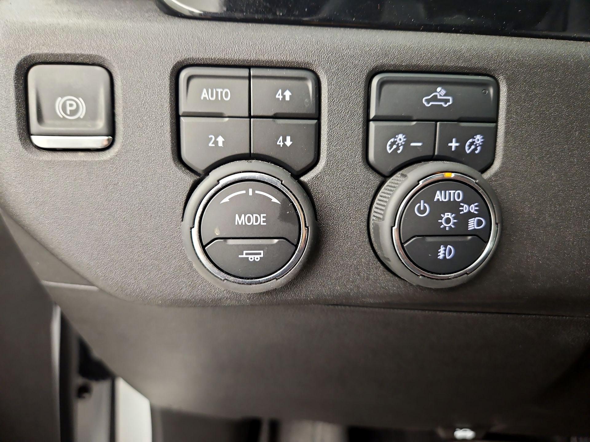 Thumbnail: 2025 Chevrolet Silverado 1500 - 13