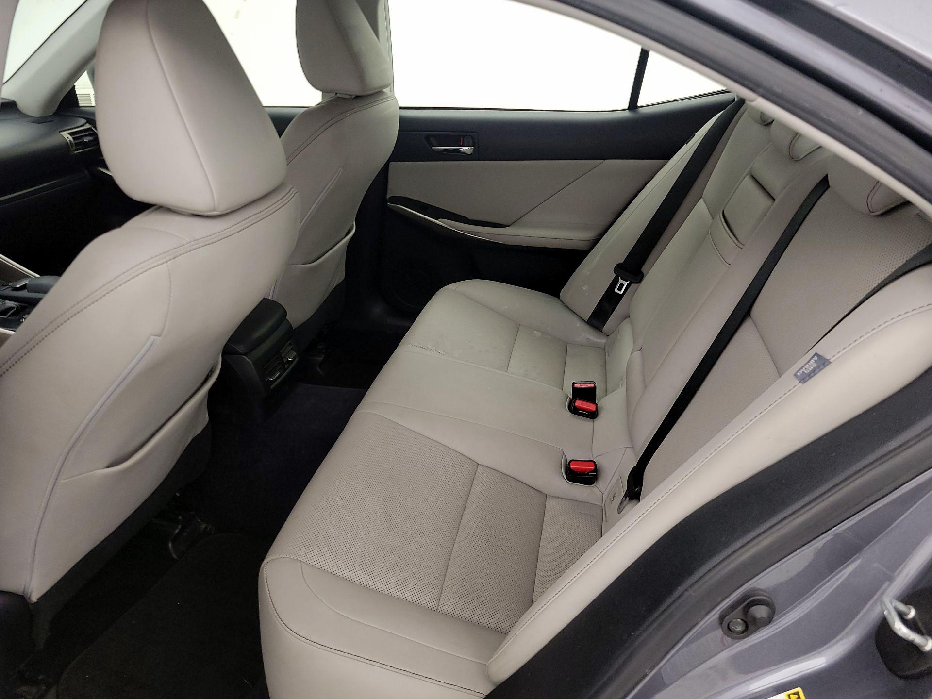 Thumbnail: 2014 Lexus IS - 20