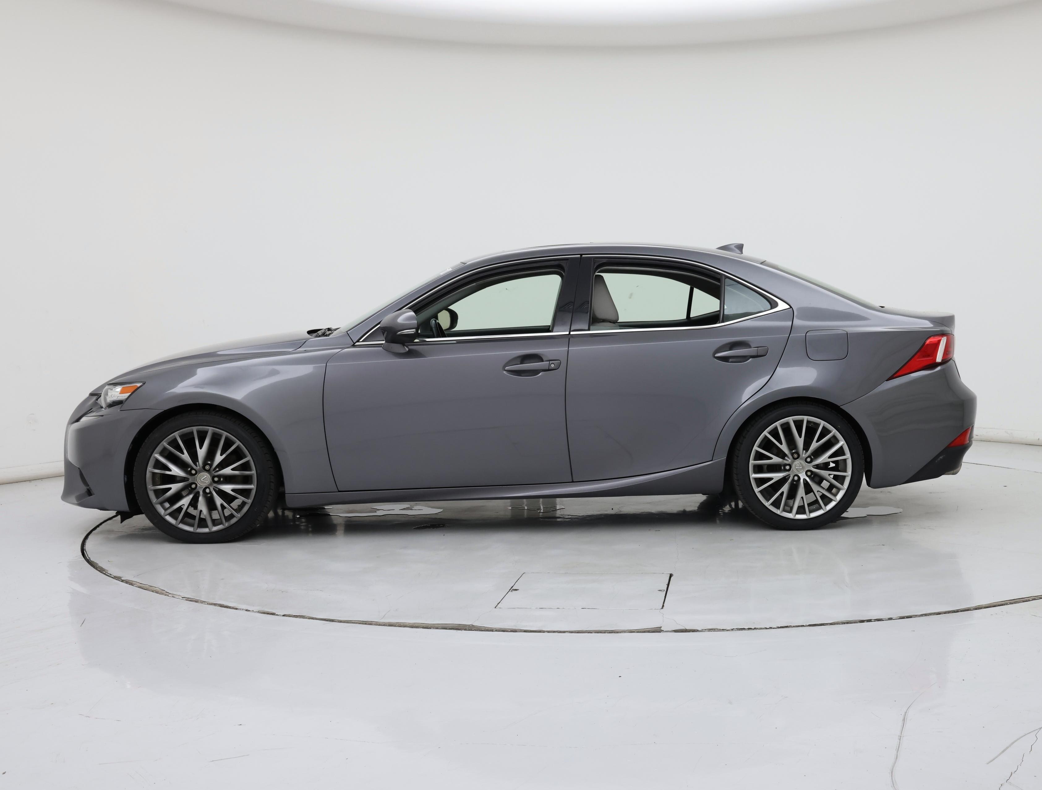 Thumbnail: 2014 Lexus IS - 3