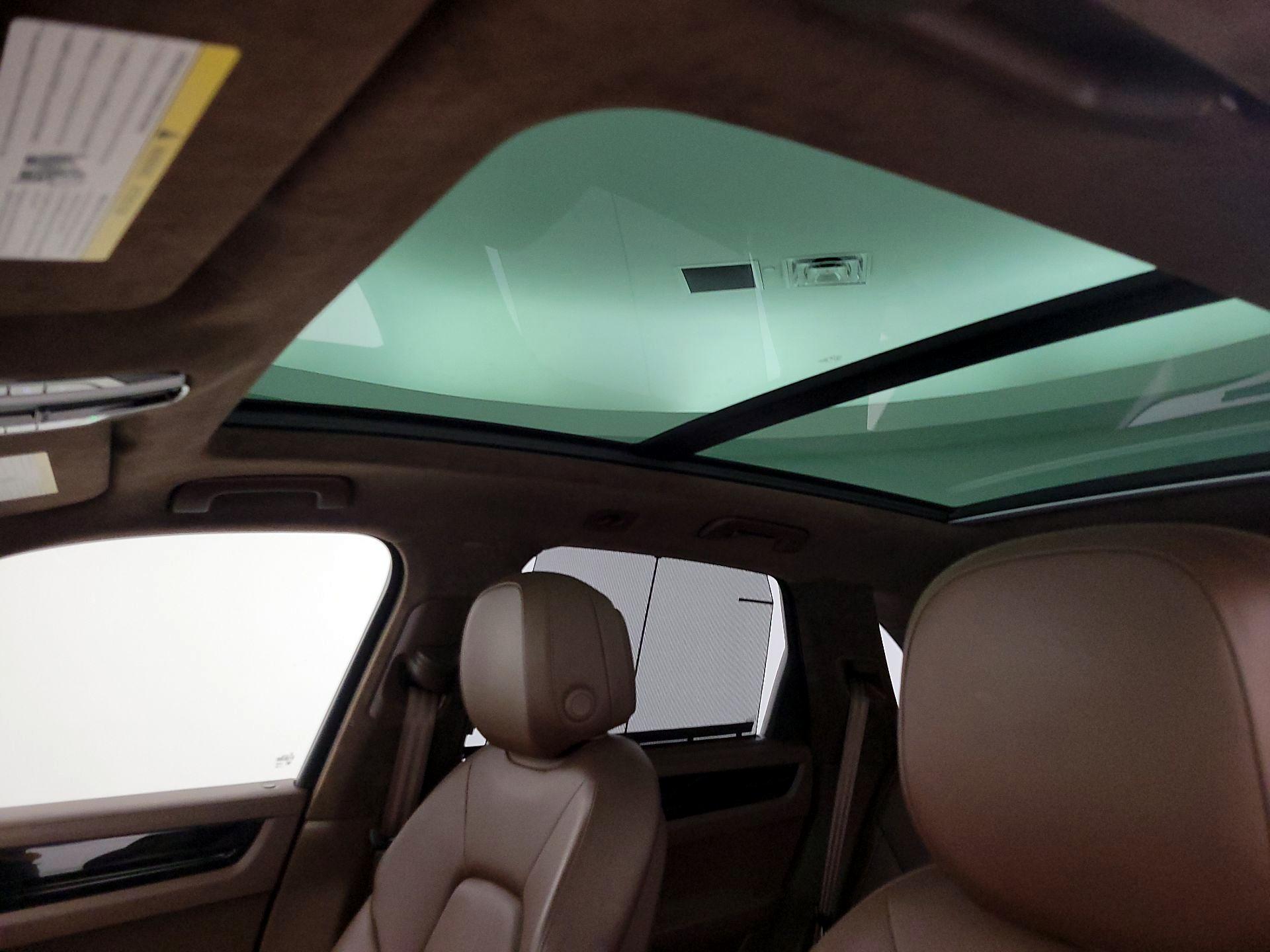 Thumbnail: 2020 Porsche Cayenne - 20