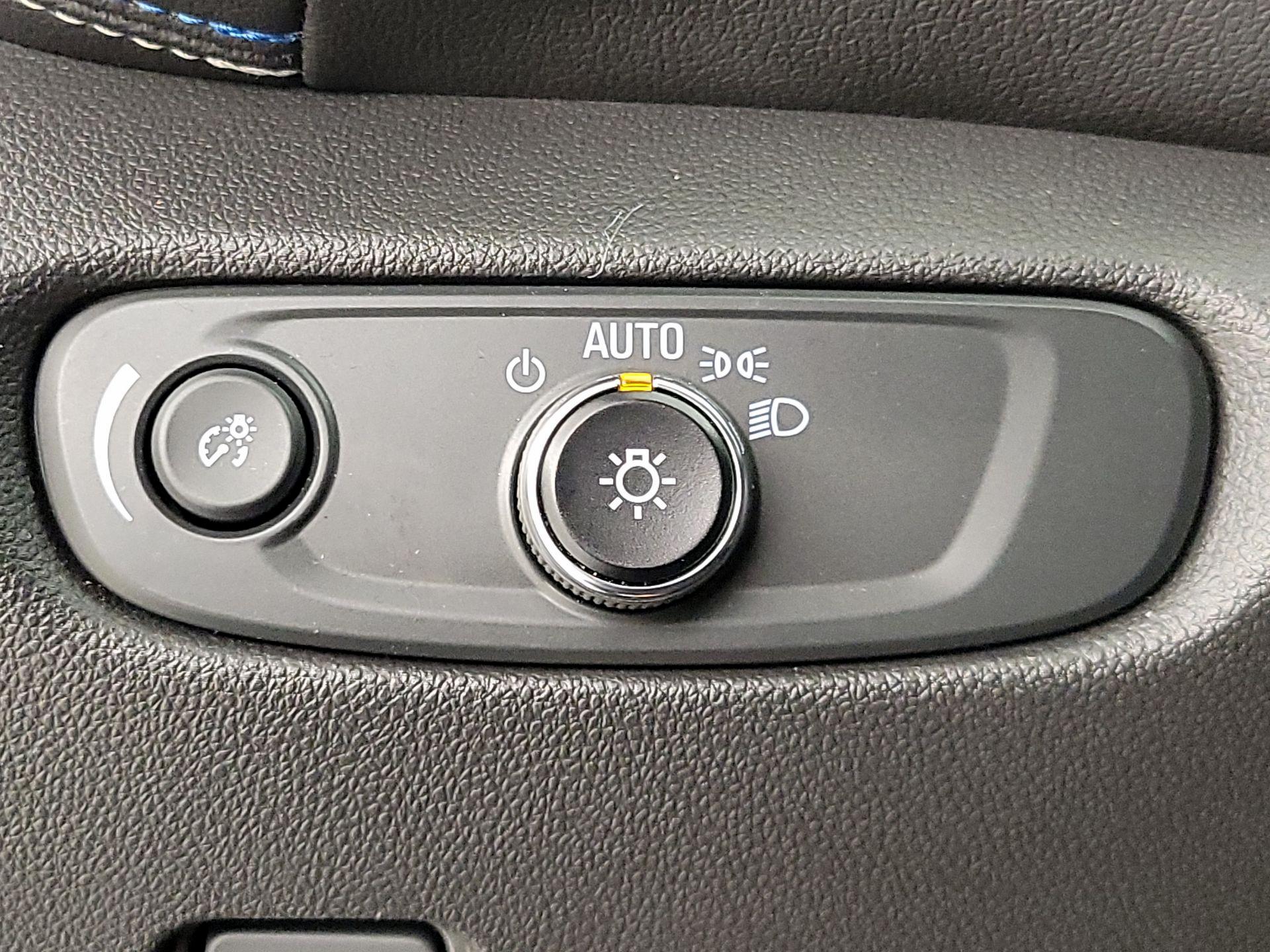 Thumbnail: 2023 Chevrolet Blazer - 13