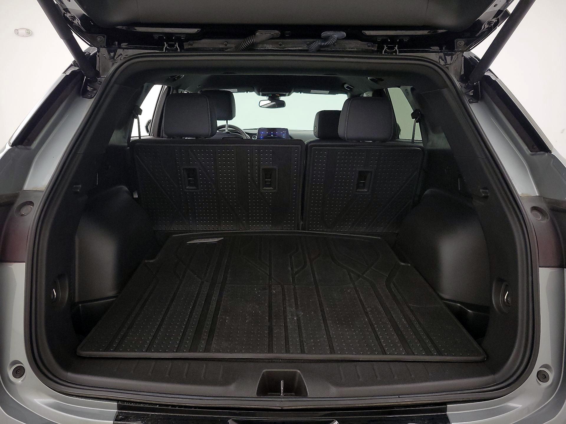 Thumbnail: 2023 Chevrolet Blazer - 20