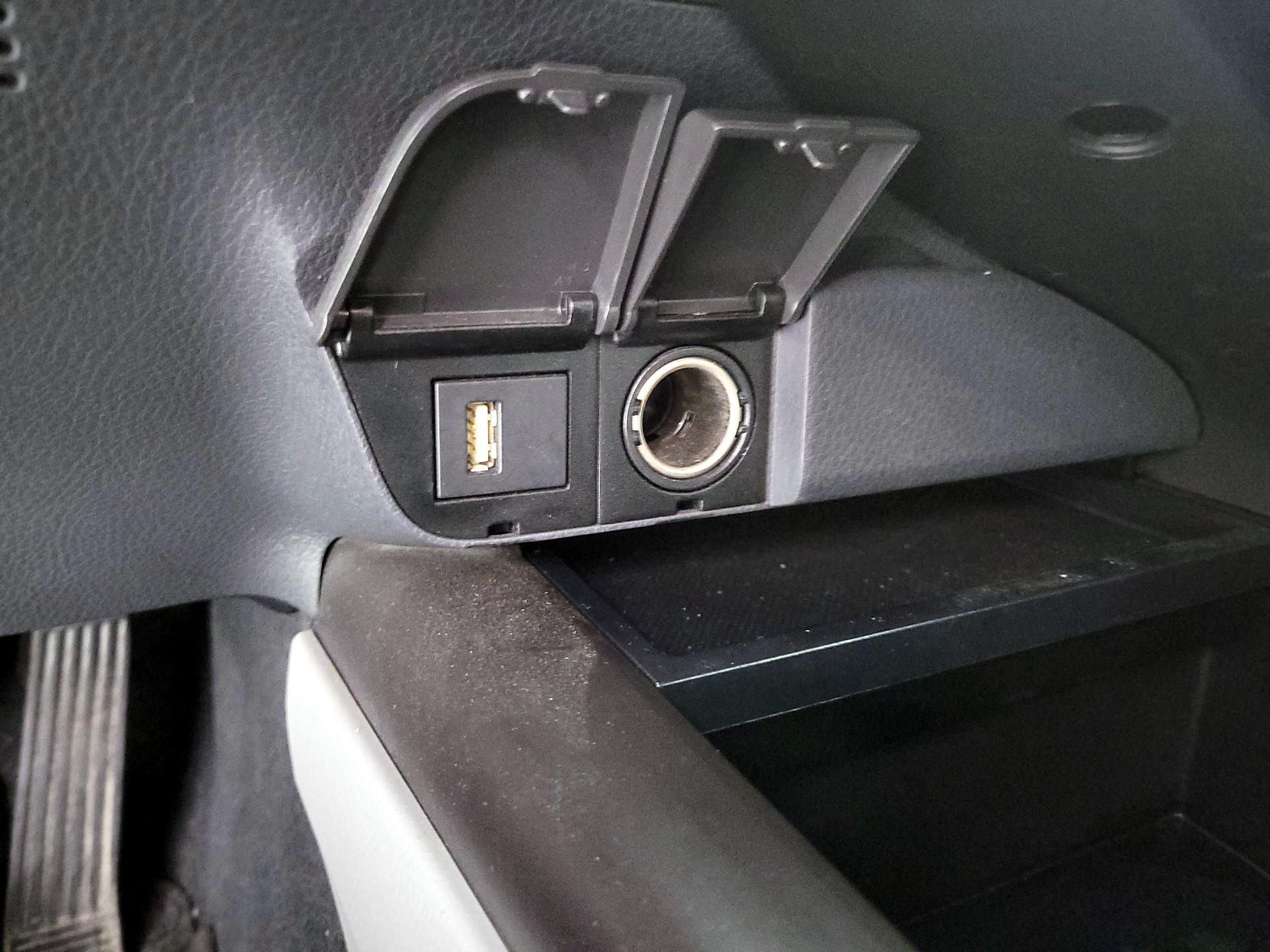 Thumbnail: 2024 Toyota Camry - 18