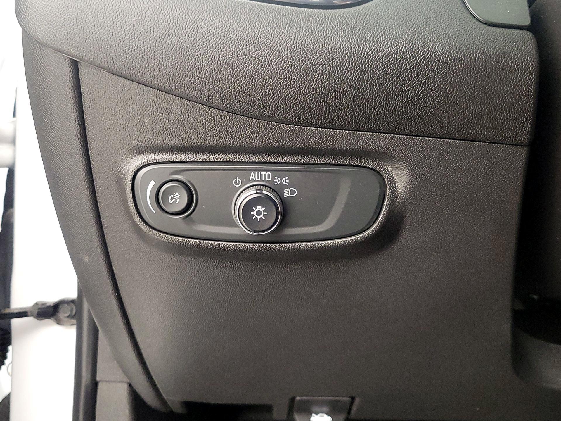 Thumbnail: 2024 Chevrolet Equinox - 13