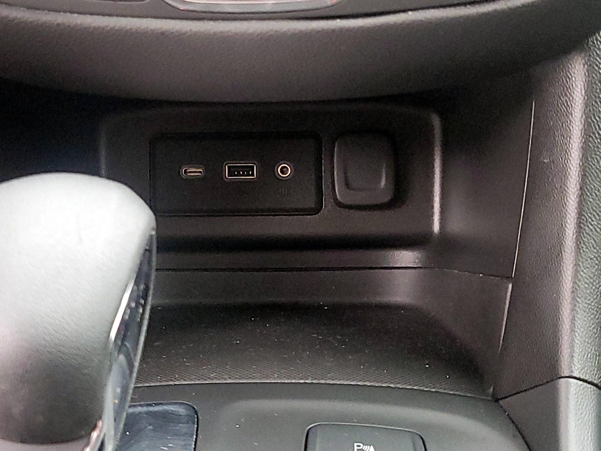 Thumbnail: 2024 Chevrolet Equinox - 18