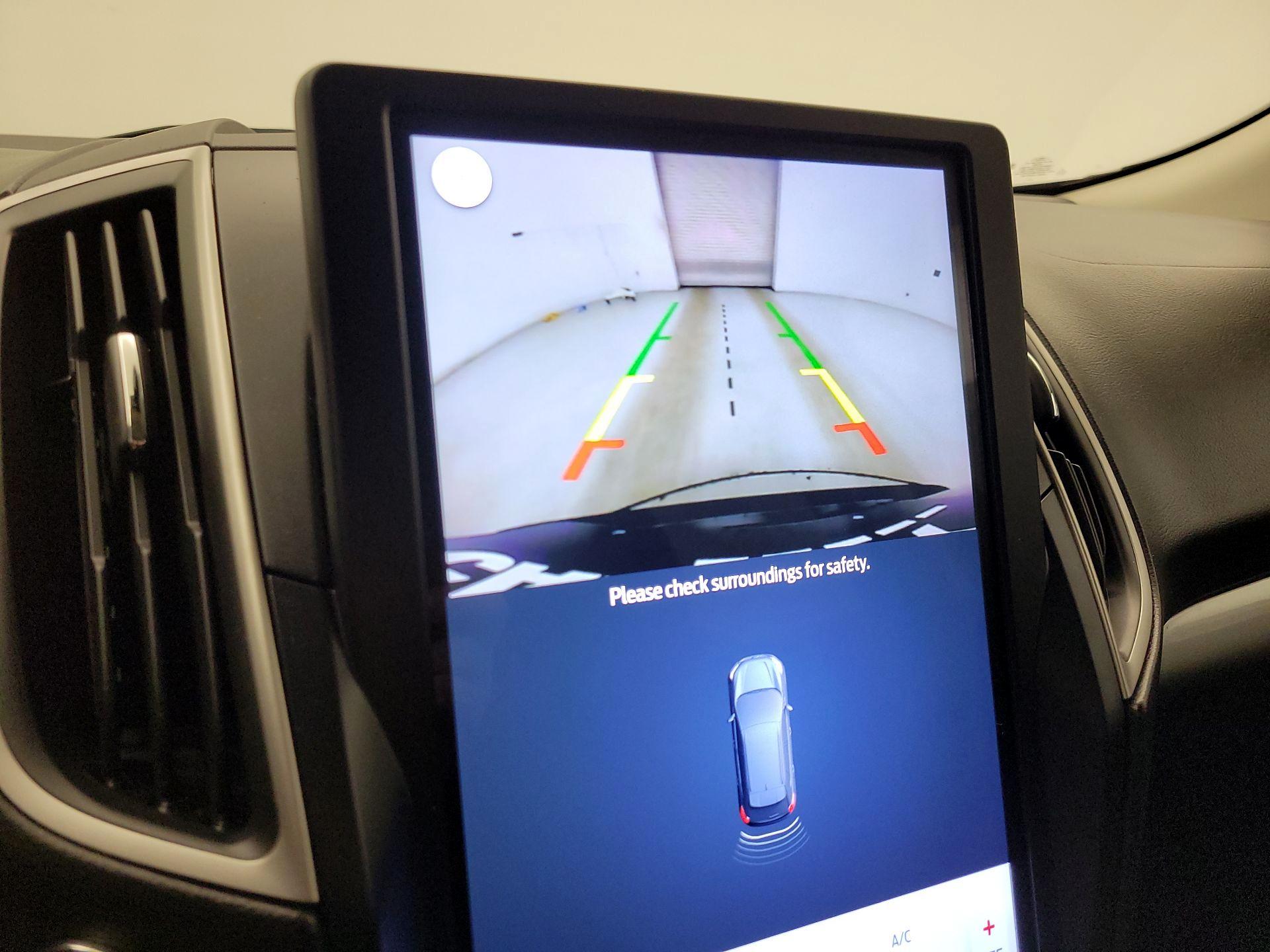 Thumbnail: 2022 Ford Edge - 14