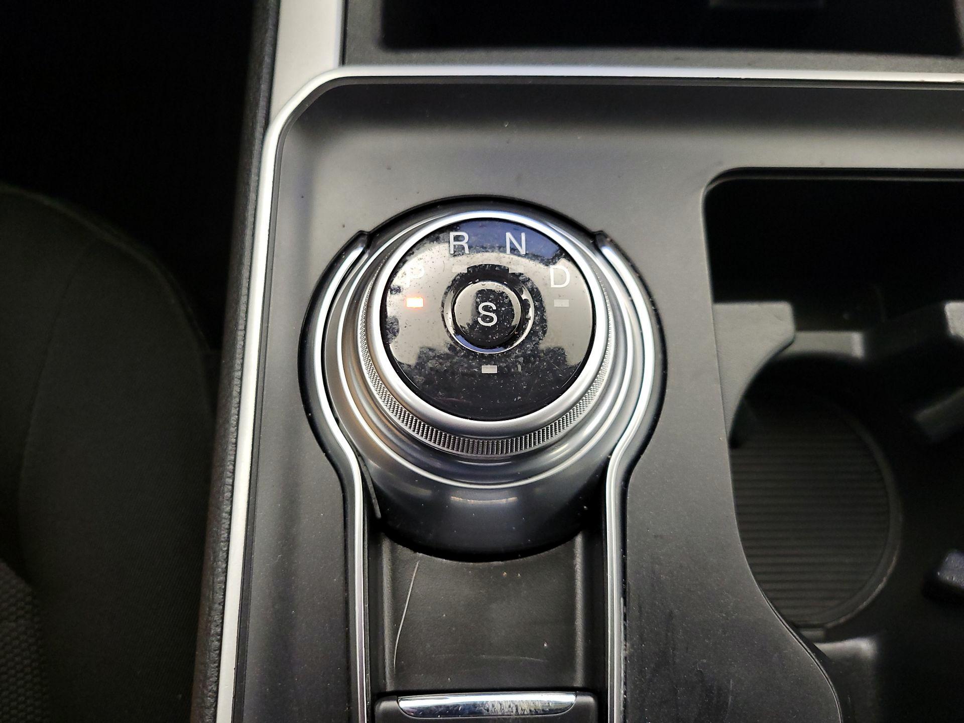 Thumbnail: 2022 Ford Edge - 17